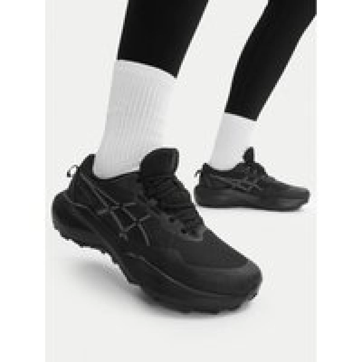 Tekaški čevlji Asics Gel-Venture 11 1012B933 Črna · záber 1