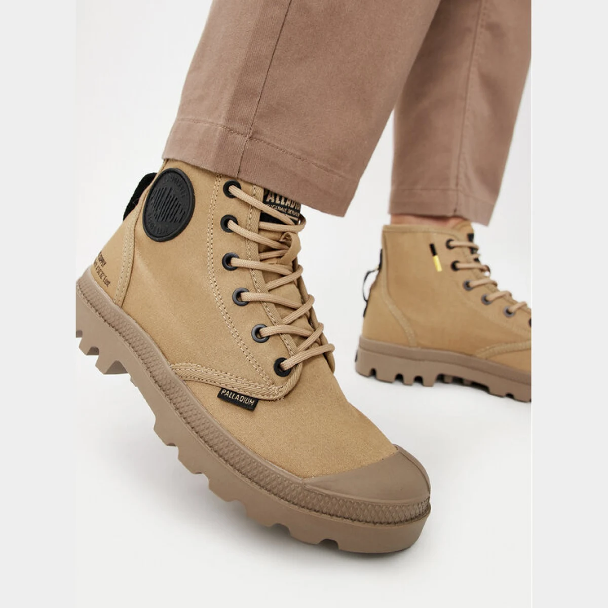 Palladium Pohodni čevlji PAMPA HI HTG SUPPLY Bež · záber 2