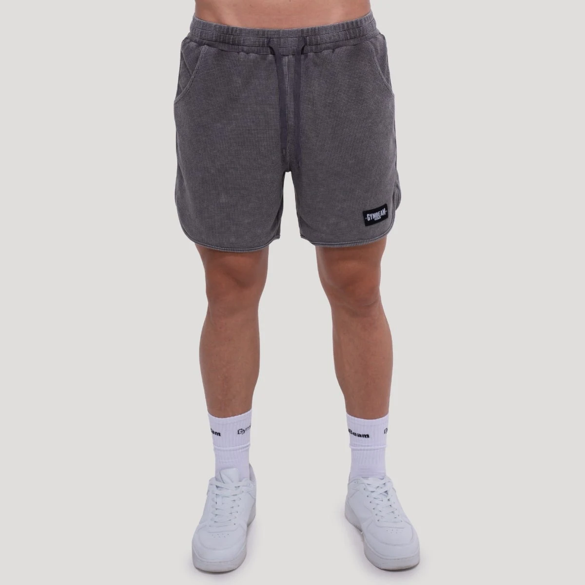 GymBeam Kratke hlače Persistence Washed Brown · záber 9