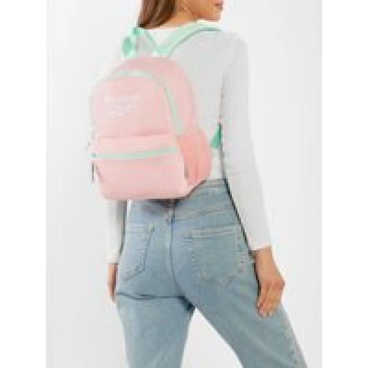 Nahrbtnik Reebok RBK-047-CCC-05 Roza · záber 1