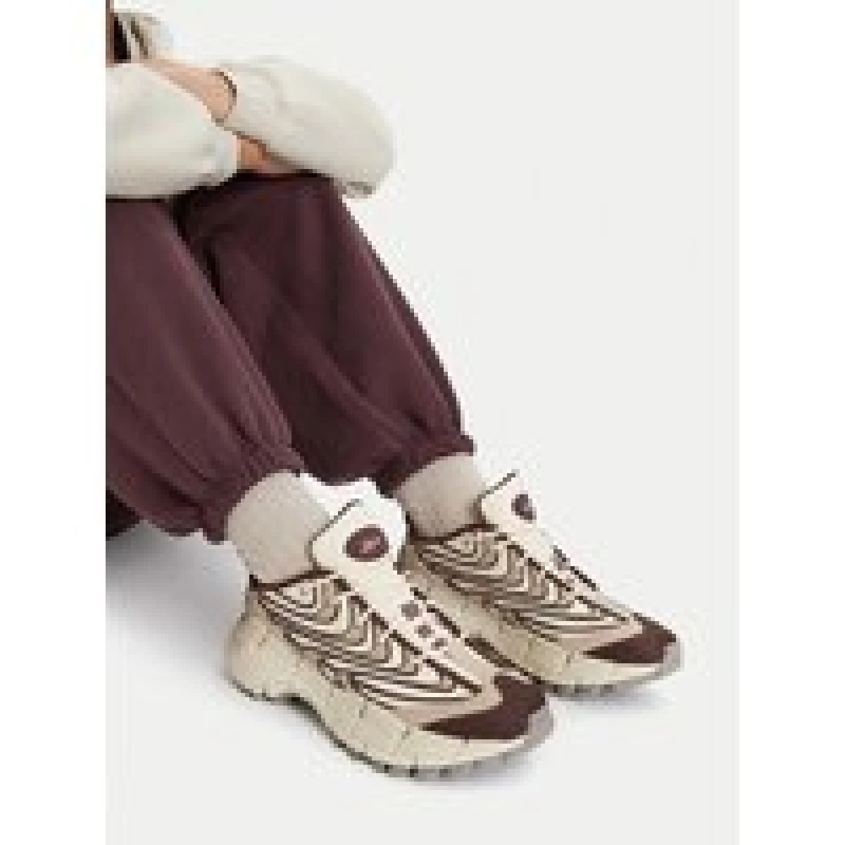 Tekaški čevlji Reebok EO-ZIG KINETICA 3.5 EDGE 100263274 Bež - Velikost: 36 | Barva: béžová | Starostna skupina: Odrasli | Spol: Ženske · záber 3