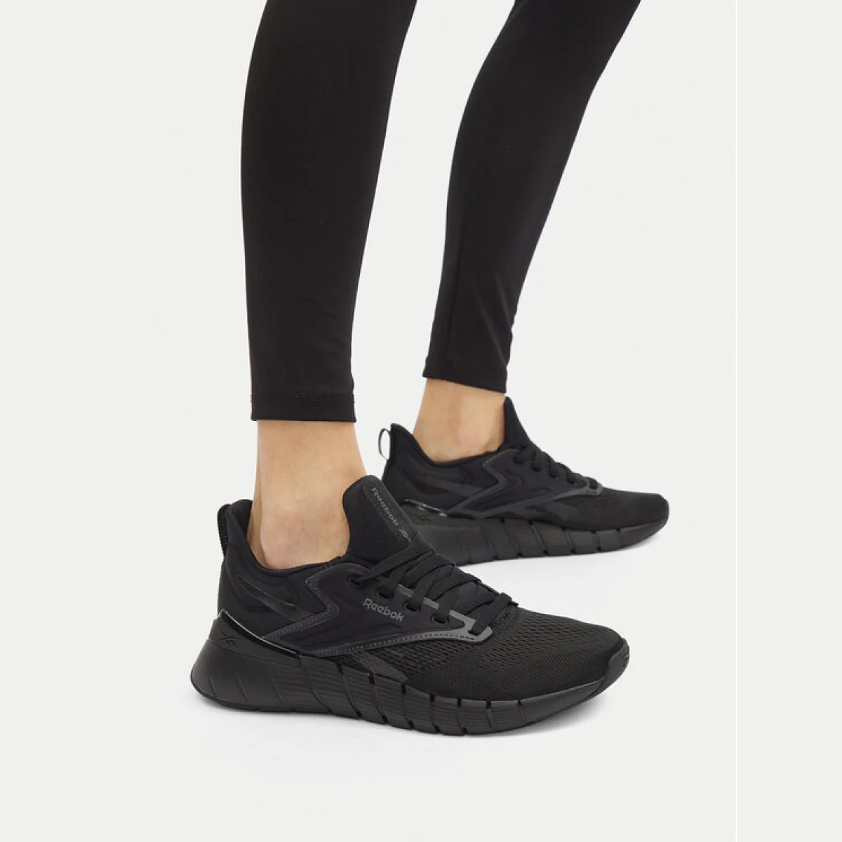 Reebok Čevlji za telovadbo NANO GYM 100220804 Črna - Velikost: 36 | Barva: čierna | Starostna skupina: Odrasli | Spol: Ženske · záber 2