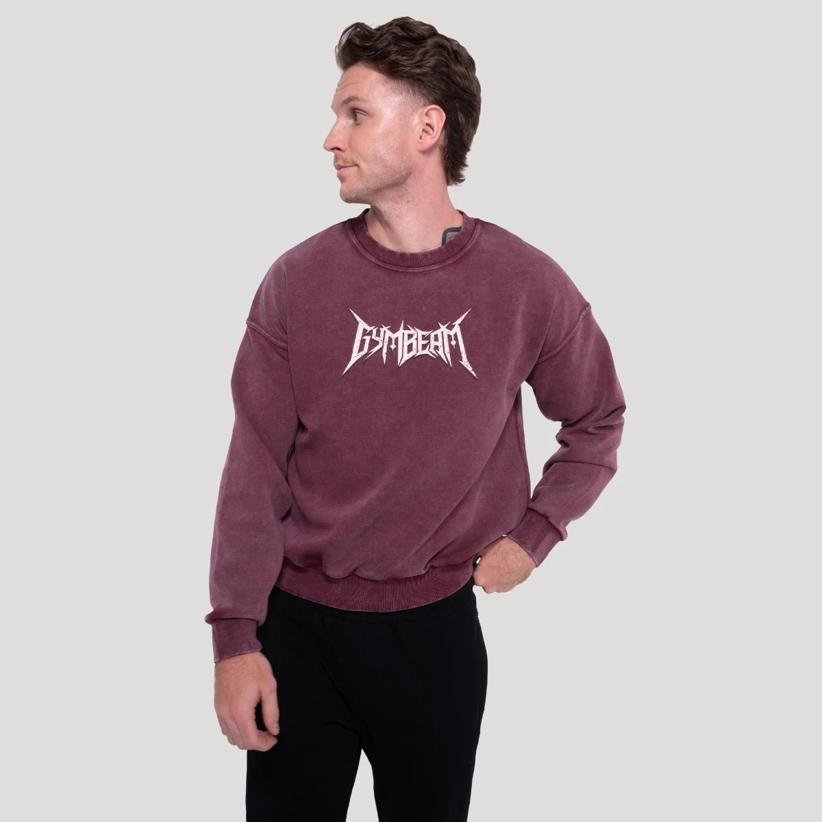 GymBeam Pulover Spike Burgundy - Barva: červená | Starostna skupina: Odrasli | Teža: 0,63 g | Pakiranje: 29 · záber 6