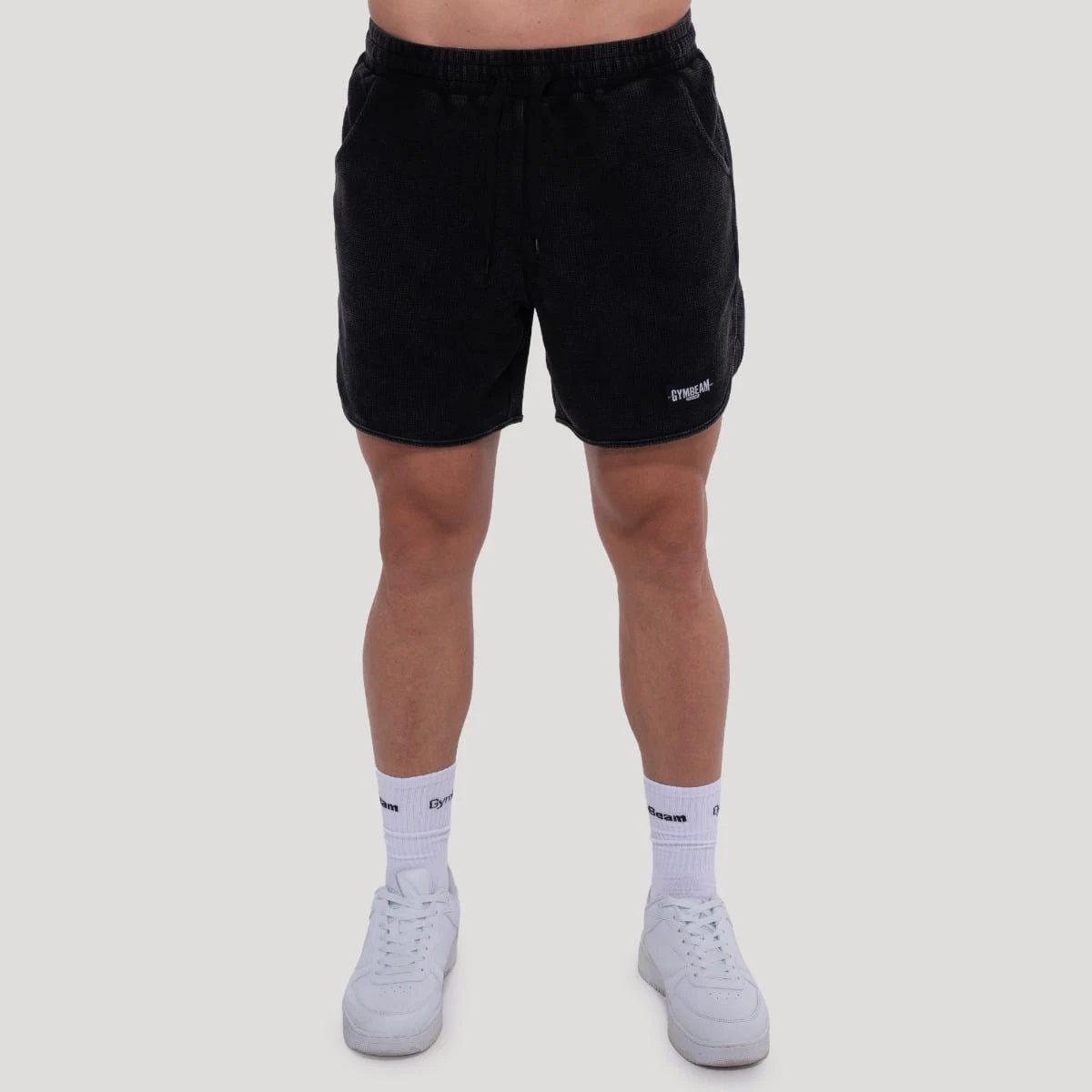 GymBeam Kratke hlače Persistence Washed Brown · záber 1