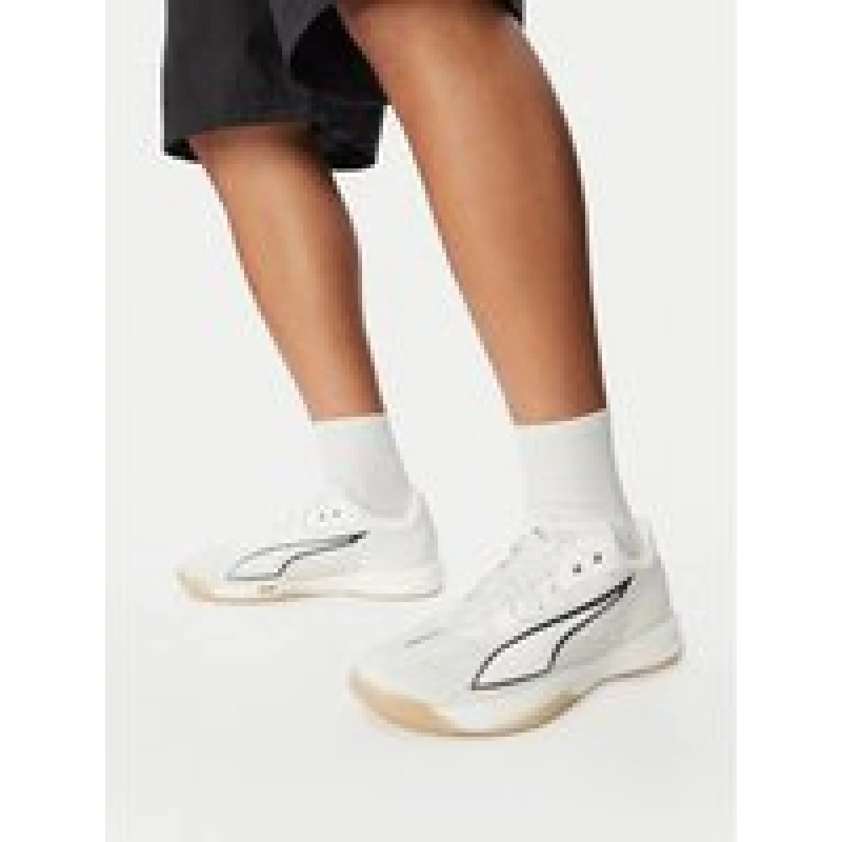Čevlji za športe v zaprtih prostorih Puma Accelerate Nitro SQD 5 109016 02 Bela · záber 4