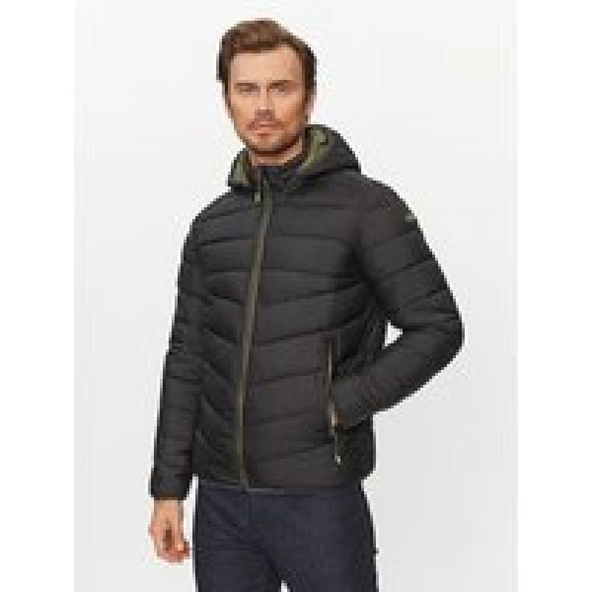 CMP Zimska jakna 33K1597M Črna Regular Fit · záber 1