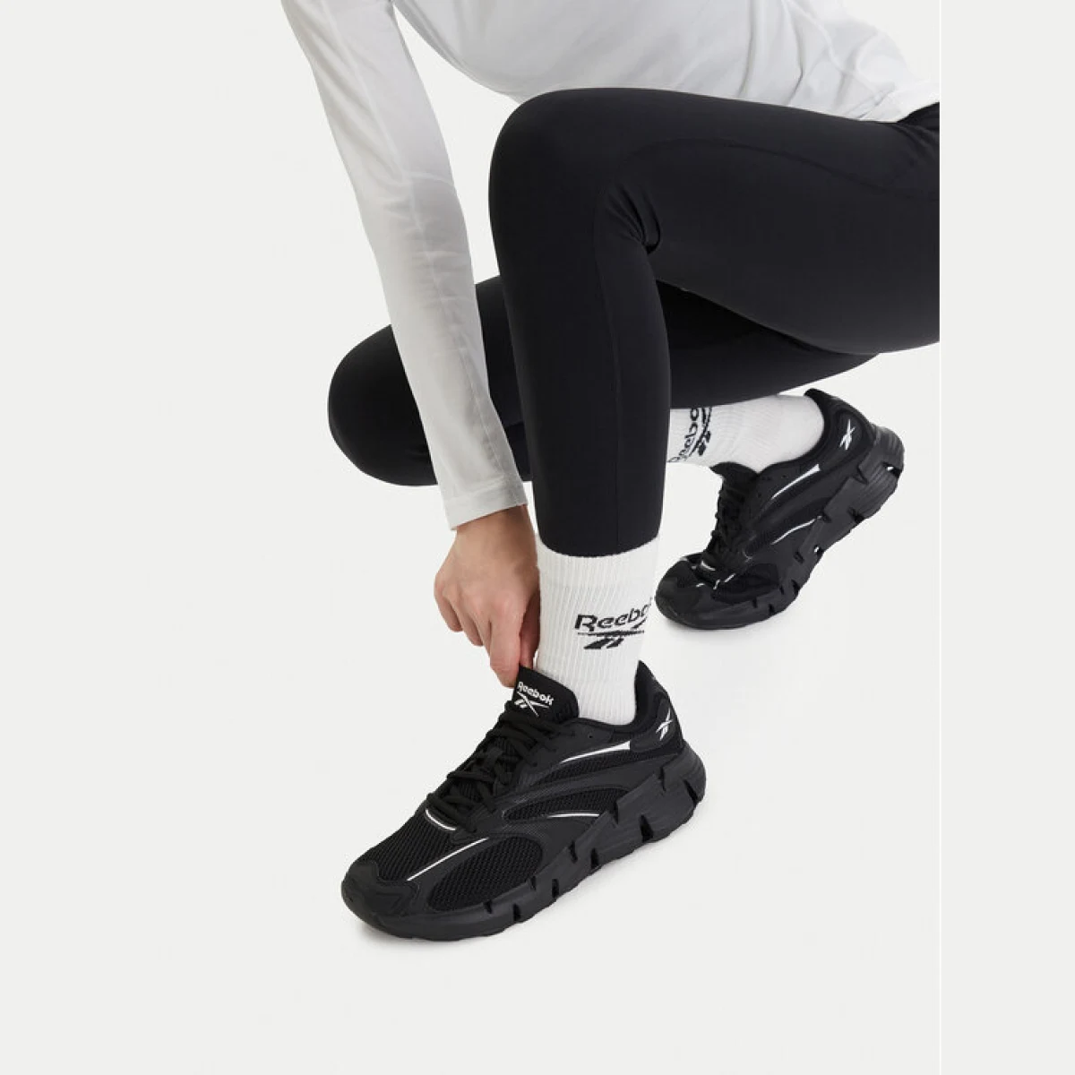 Reebok Tekaški čevlji EO-ZIG HYPNOTICA 100229490 W Črna · záber 2