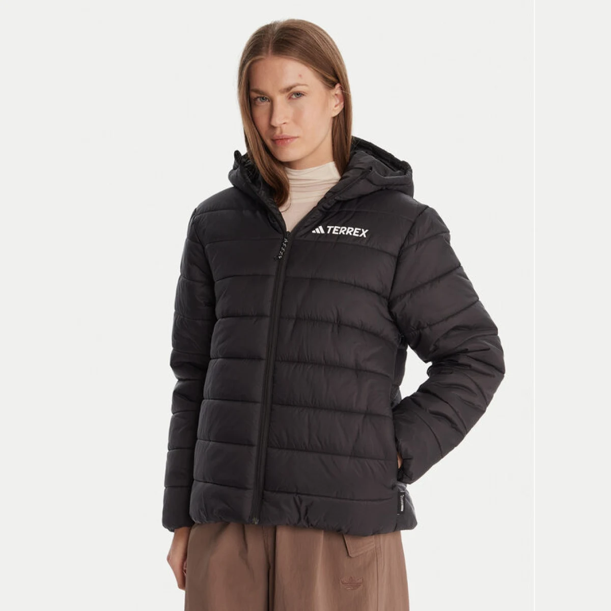 adidas Pohodna jakna Terrex Multi Essentials Climawarm KB2169 Črna Regular Fit - Velikost: XS | Barva: čierna | Starostna skupina: Odrasli | Spol: Ženske · záber 2