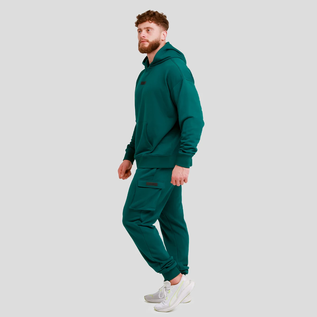 GymBeam Pulover Unstoppable Green - Velikost: XXL | Barva: zelená | Starostna skupina: Odrasli | Teža: 0,85 g · záber 6