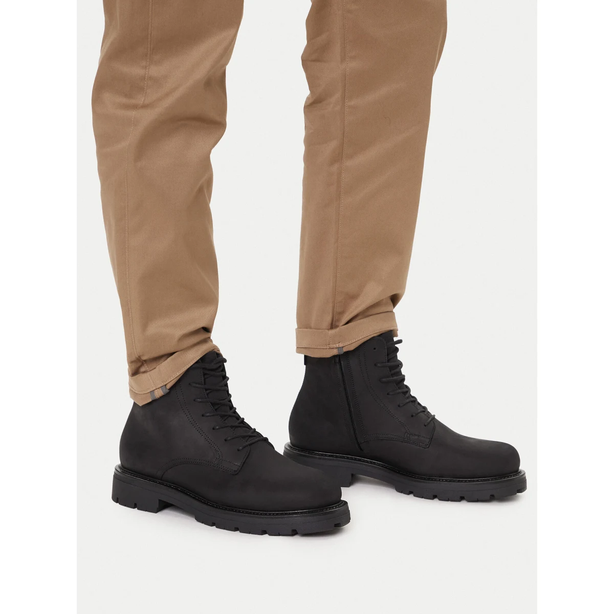 Pohodni čevlji Vagabond Shoemakers Cameron 5675-309-21 Siva · záber 2