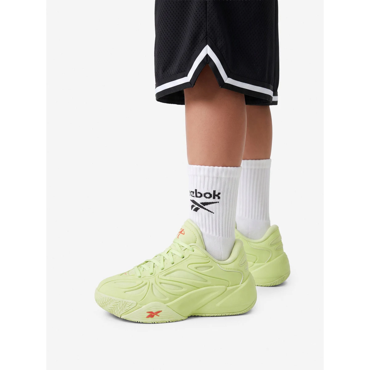 Čevlji za košarko Reebok EO-ANGEL REESE 1 100272894 Svetlo zelena - Velikost: 38 | Barva: zelená | Starostna skupina: Odrasli | Spol: Moški · záber 2