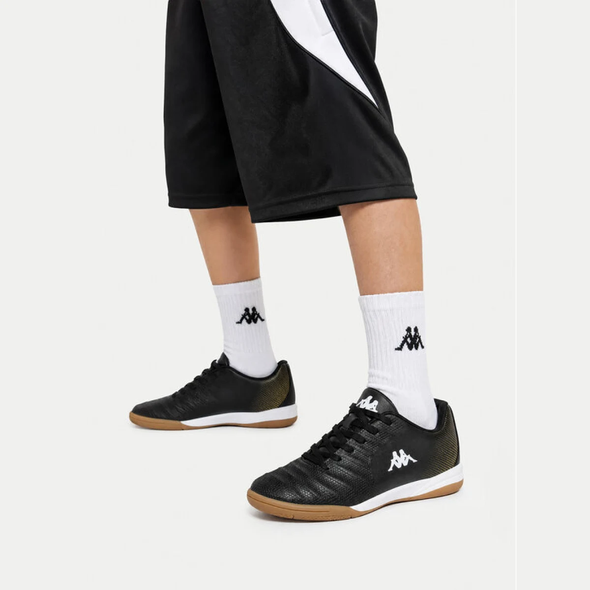 Kappa Čevlji za športe v zaprtih prostorih CEO-AW24-3C002B-J Črna · záber 2