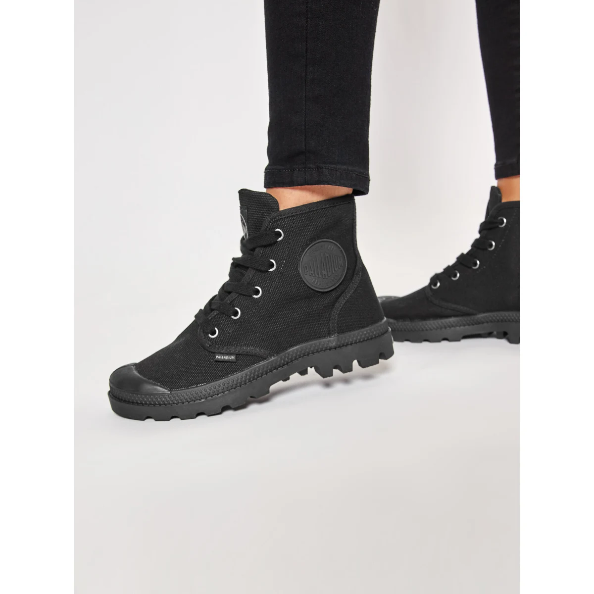 Pohodni čevlji Palladium Pampa HI 92352-060 Črna · záber 2
