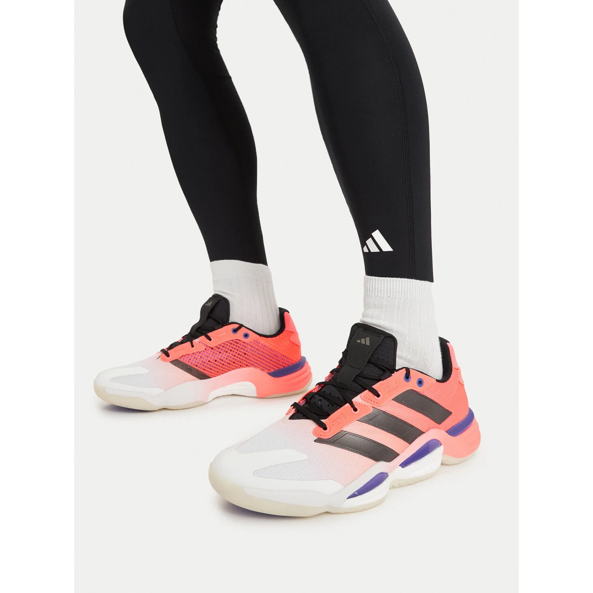 adidas Čevlji za športe v zaprtih prostorih Stabil 16 Indoor Shoes KJ9678 Roza - Velikost: 45 ⅓ | Barva: ružová | Starostna skupina: Odrasli | Spol: Moški · záber 4