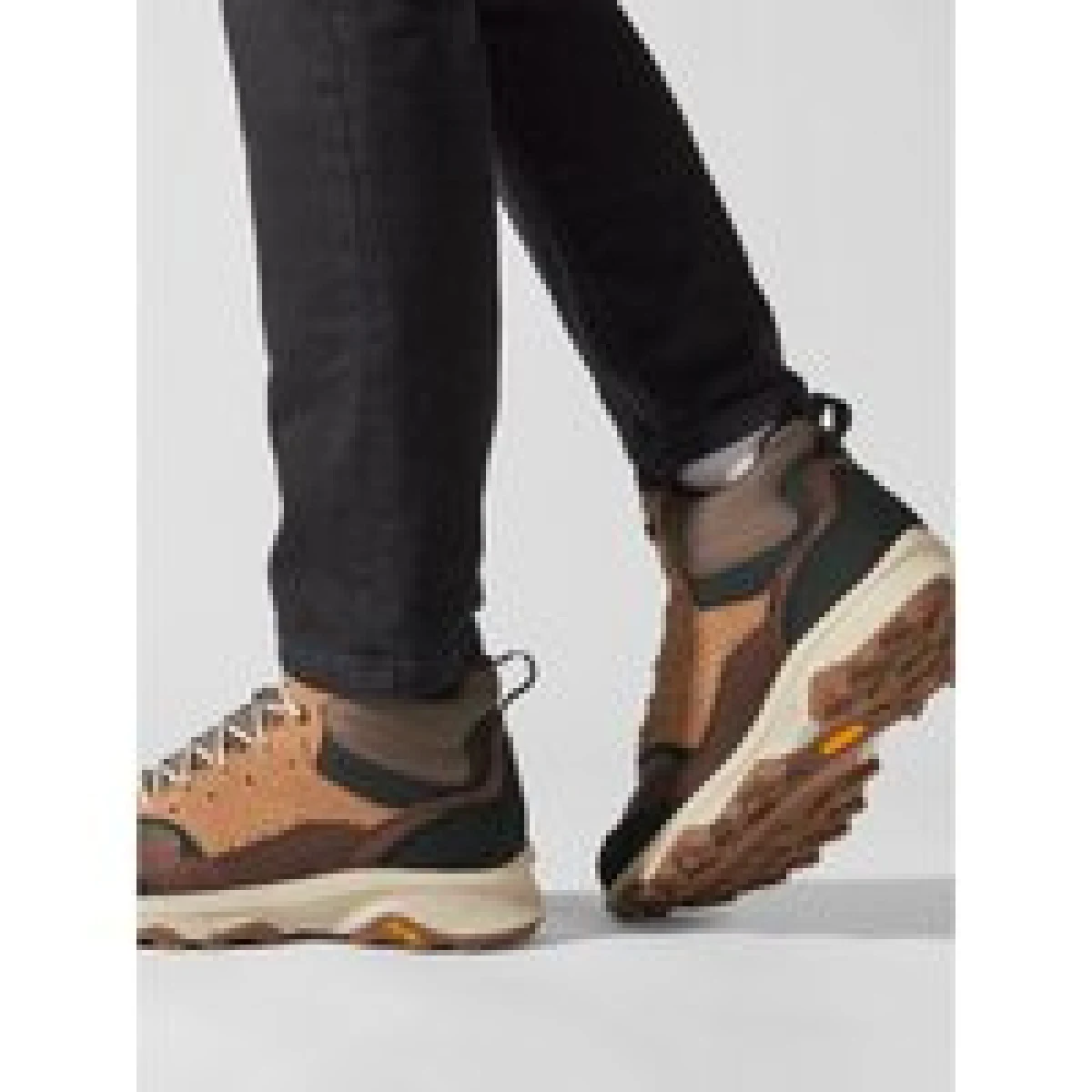 Trekking čevlji Merrell Speed Solo Mid Wp J004533 Rjava - Velikost: 43,5 | Barva: hnedá | Starostna skupina: Odrasli | Spol: Moški · záber 1