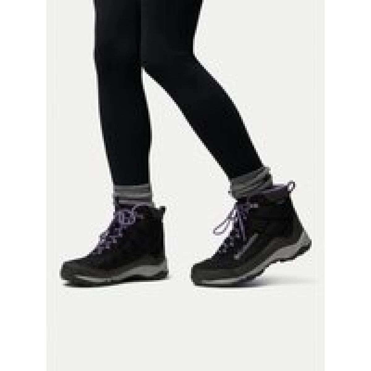 Trekking čevlji Columbia Firecamp Boot 2099891 Črna · záber 1