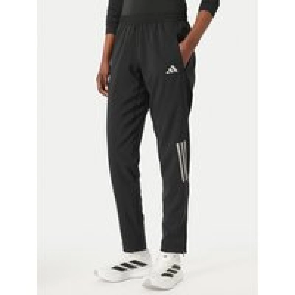 adidas Spodnji del trenirke Astro KC4947 Črna Regular Fit · záber 1