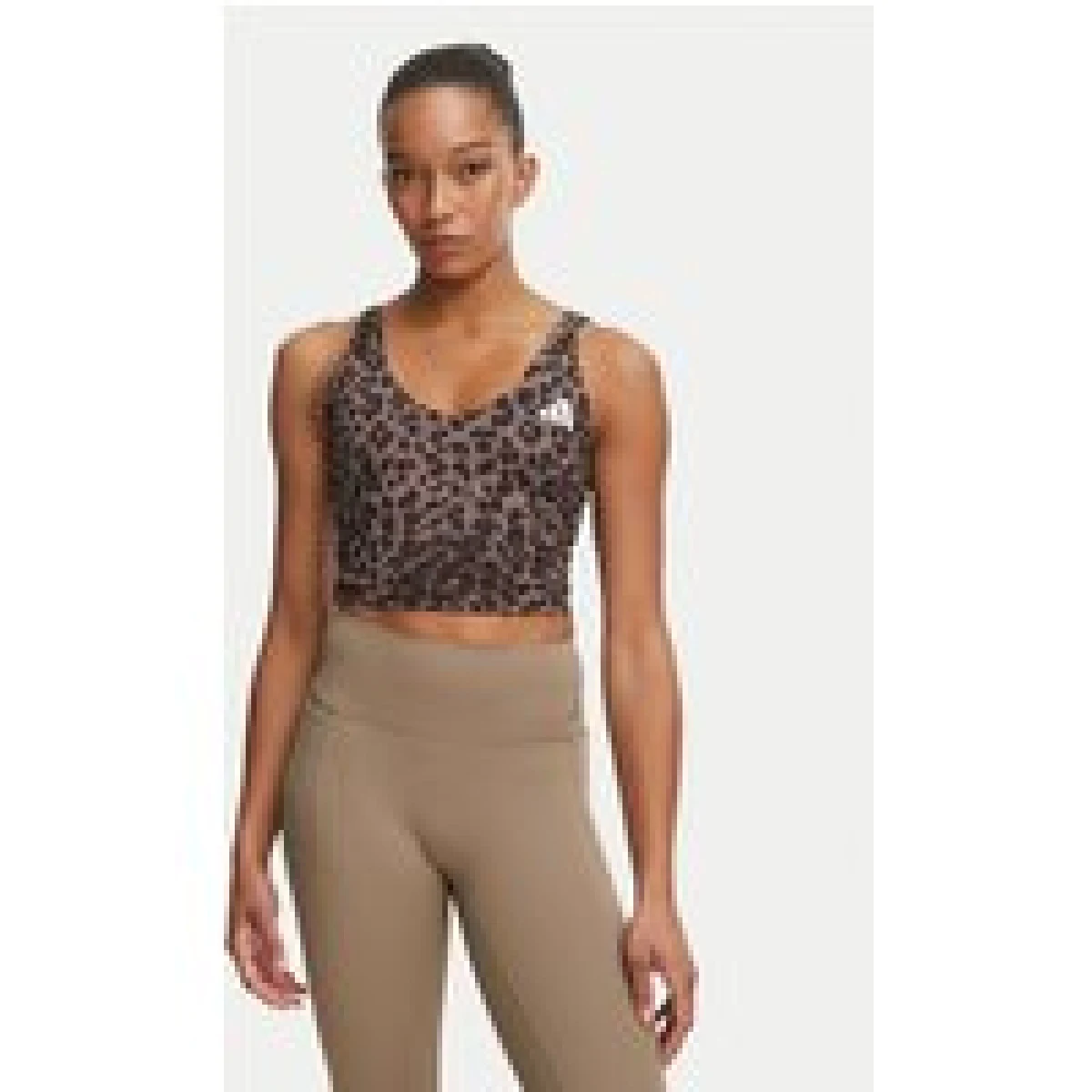 adidas Top Workout Essentials KZ2521 Rjava Slim Fit · záber 1
