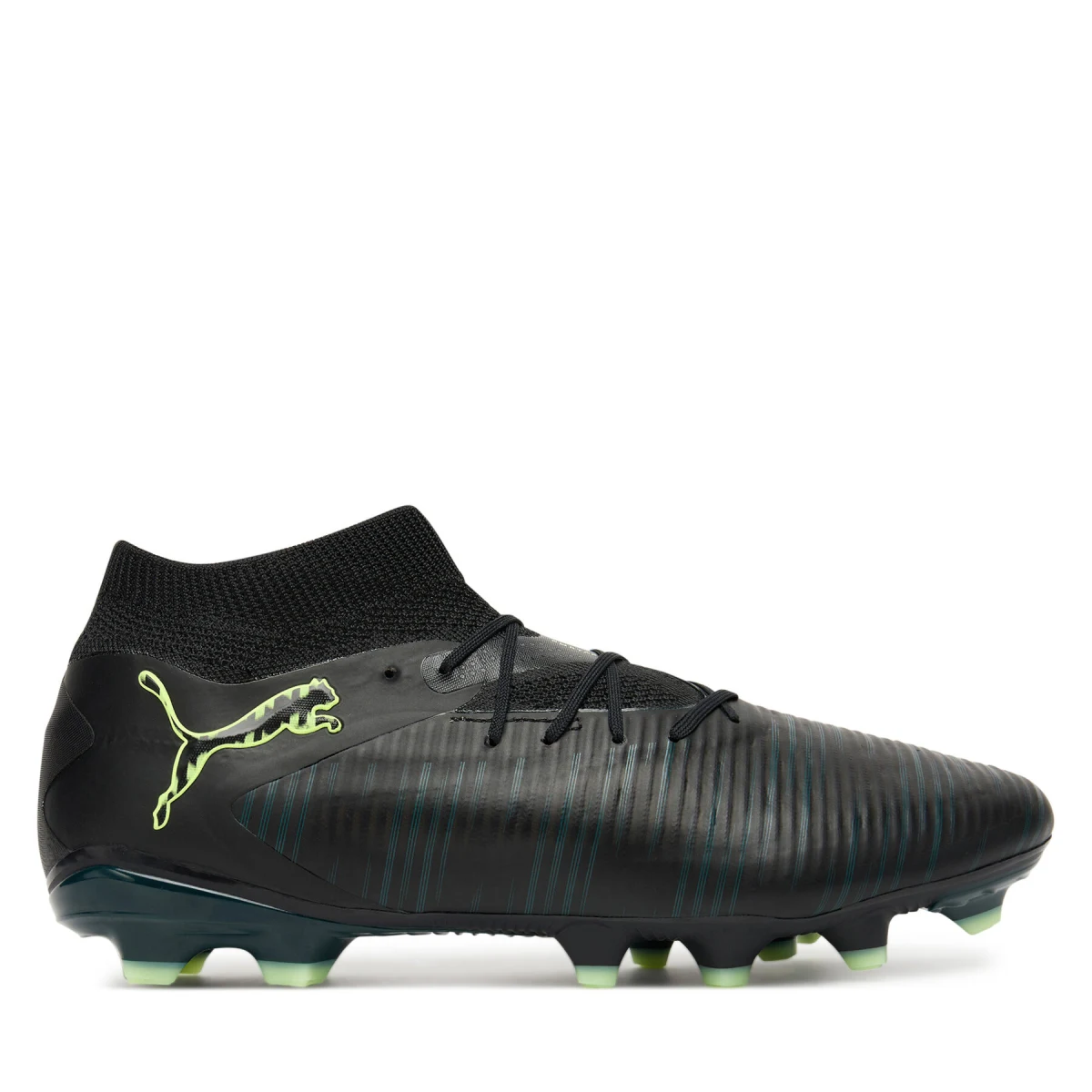 Čevlji za nagomet Puma Future 8 Pro Fg/Ag108588 02 Črna · záber 2