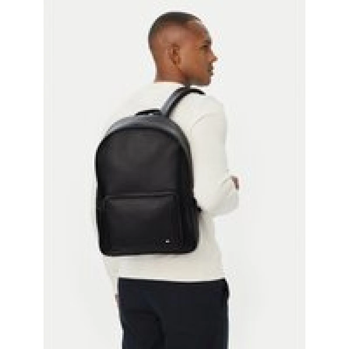 Nahrbtnik Tommy Hilfiger Th Foundation Backpack AM0AM14685 Črna · záber 1