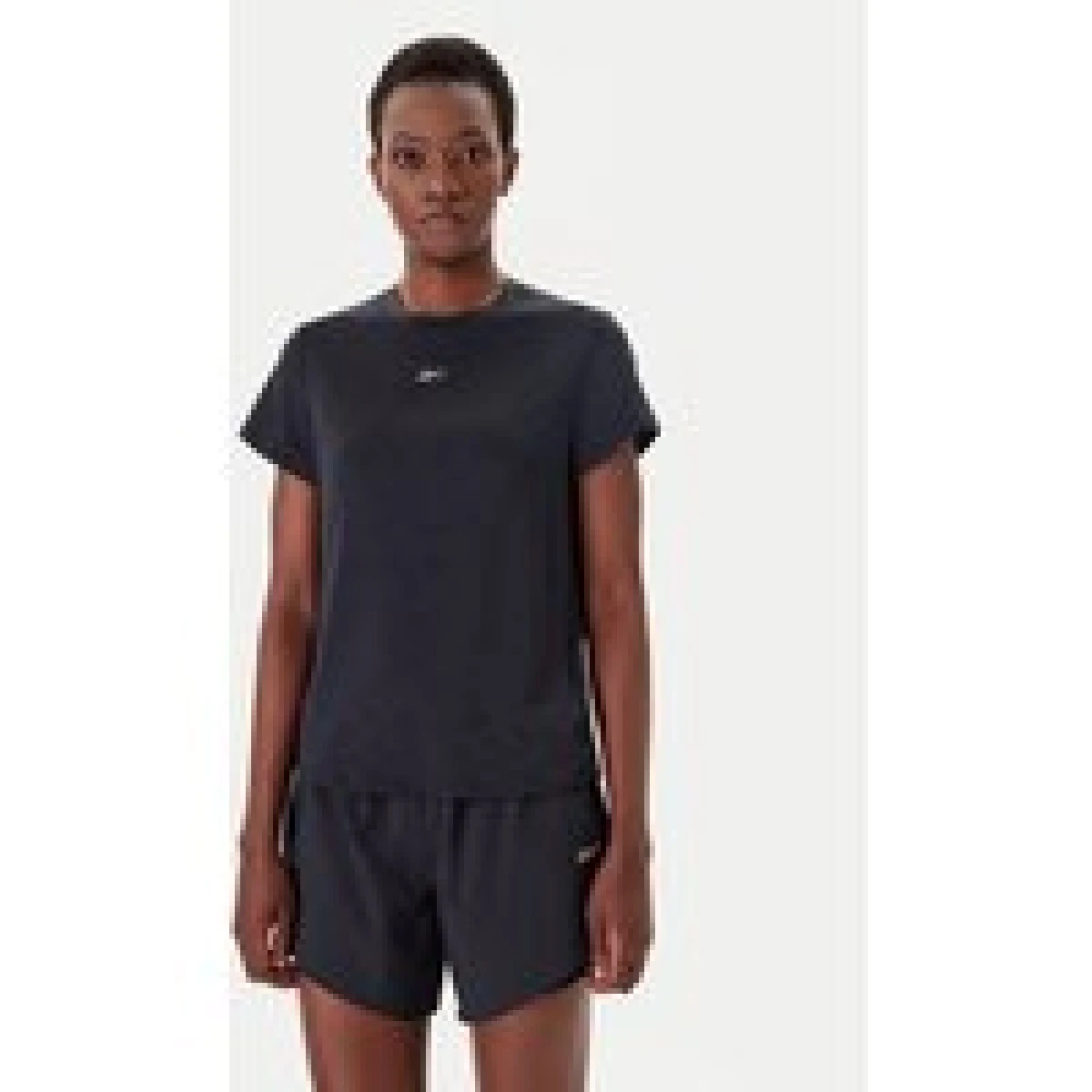 Reebok Športna majica Chill 100214669 Črna Slim Fit · záber 1