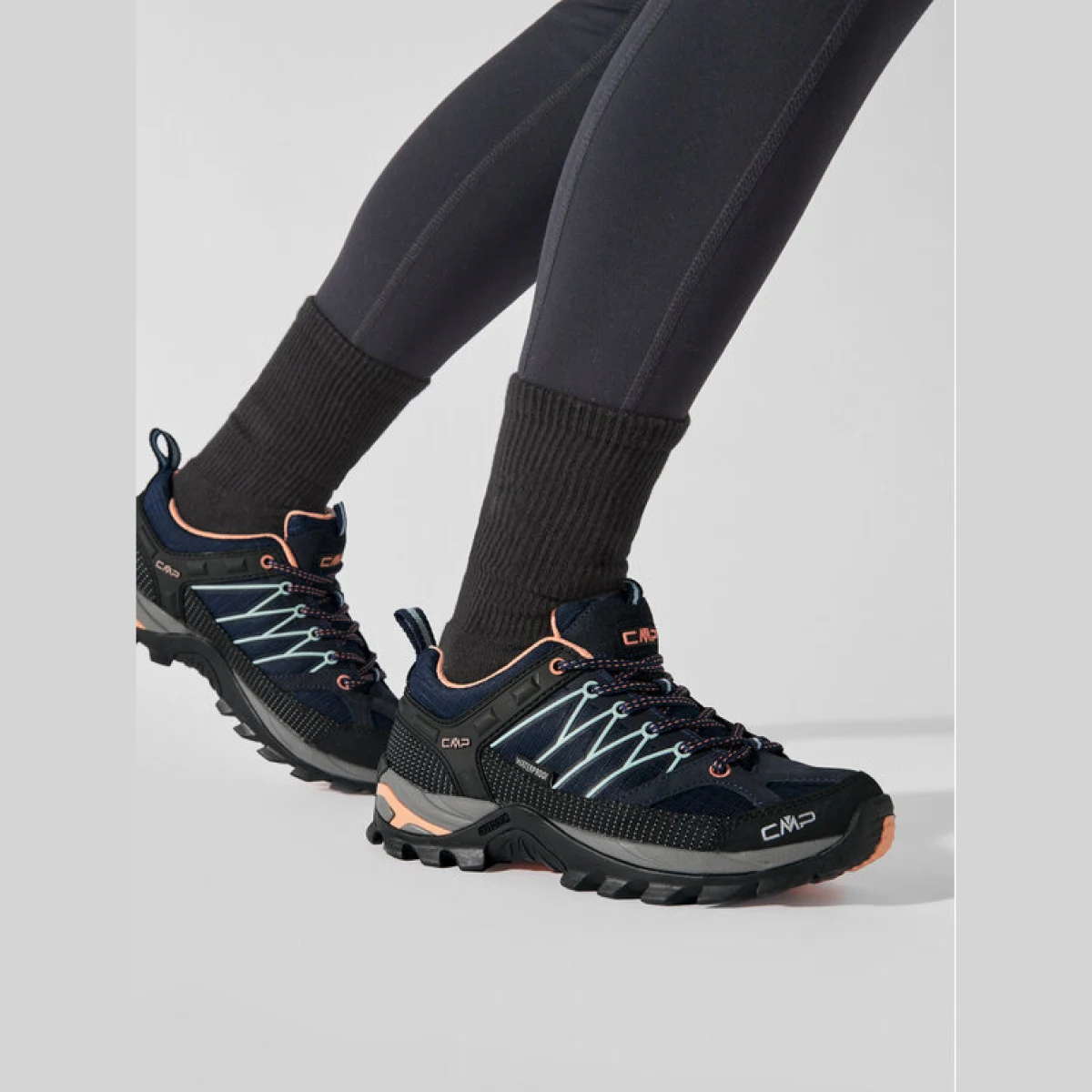 Trekking čevlji CMP Rigel Low Wmn Trekking Shoes Wp 3Q54456 Mornarsko modra - Velikost: 36 | Barva: modrá | Starostna skupina: Odrasli | Spol: Ženski · záber 4