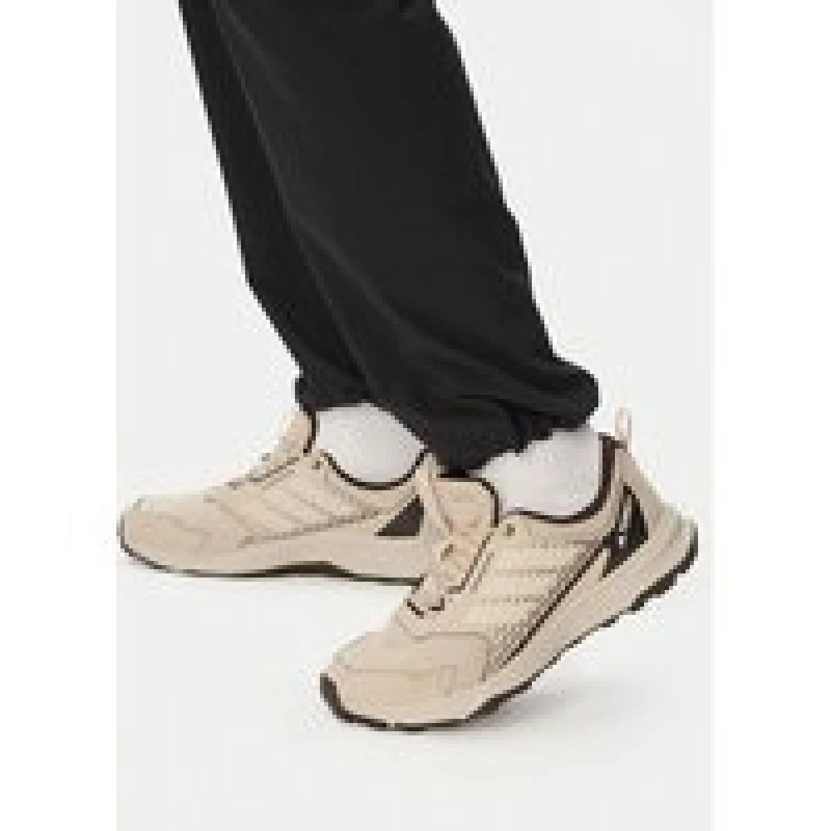 adidas Trekking čevlji Tracefinder HQ5094 Bež · záber 1