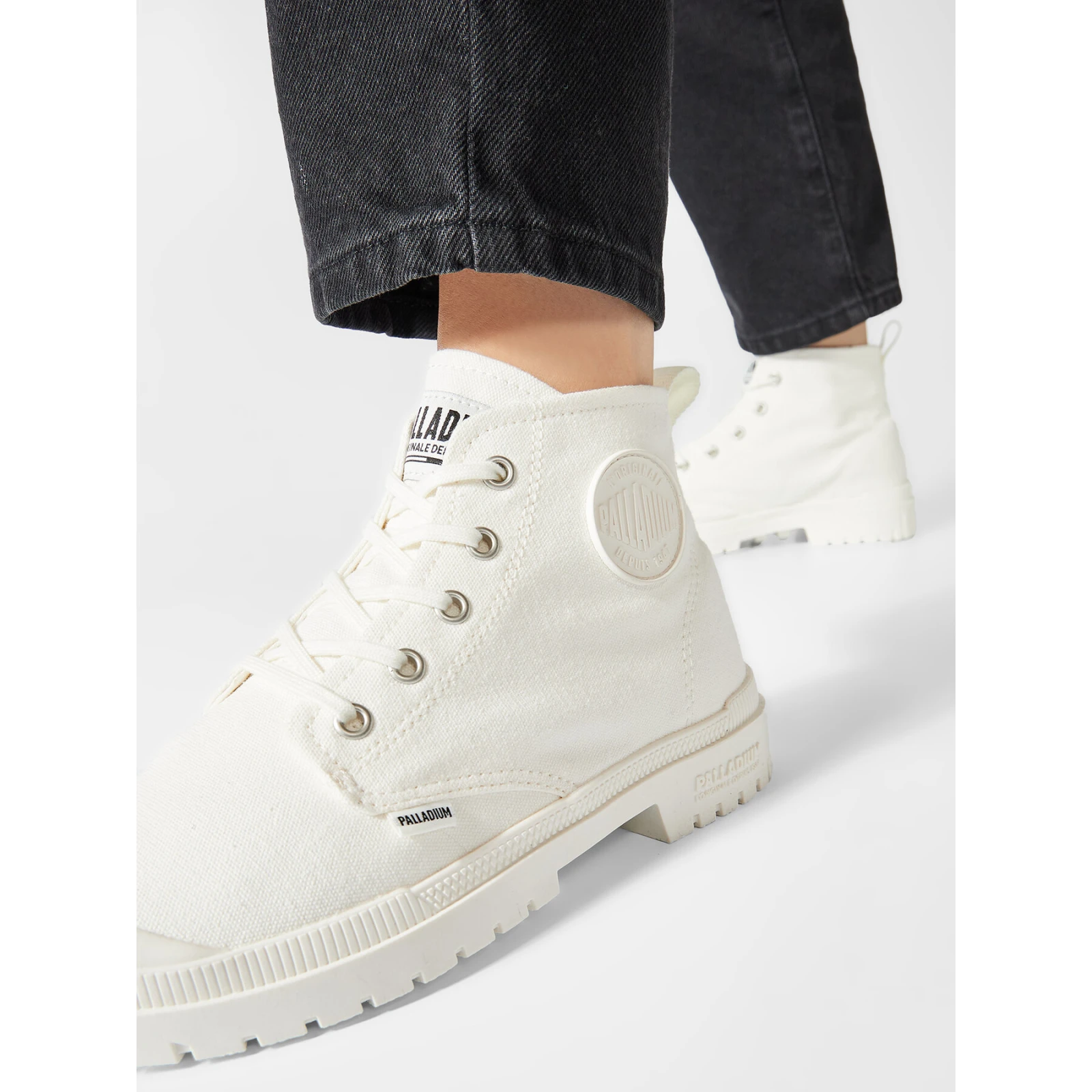 Pohodni čevlji Palladium Pampa Sp20 Hi Cvs 76838-116-M Bela - Velikost: 44 | Barva: biela | Starostna skupina: Odrasli | Spol: Ženski · záber 2