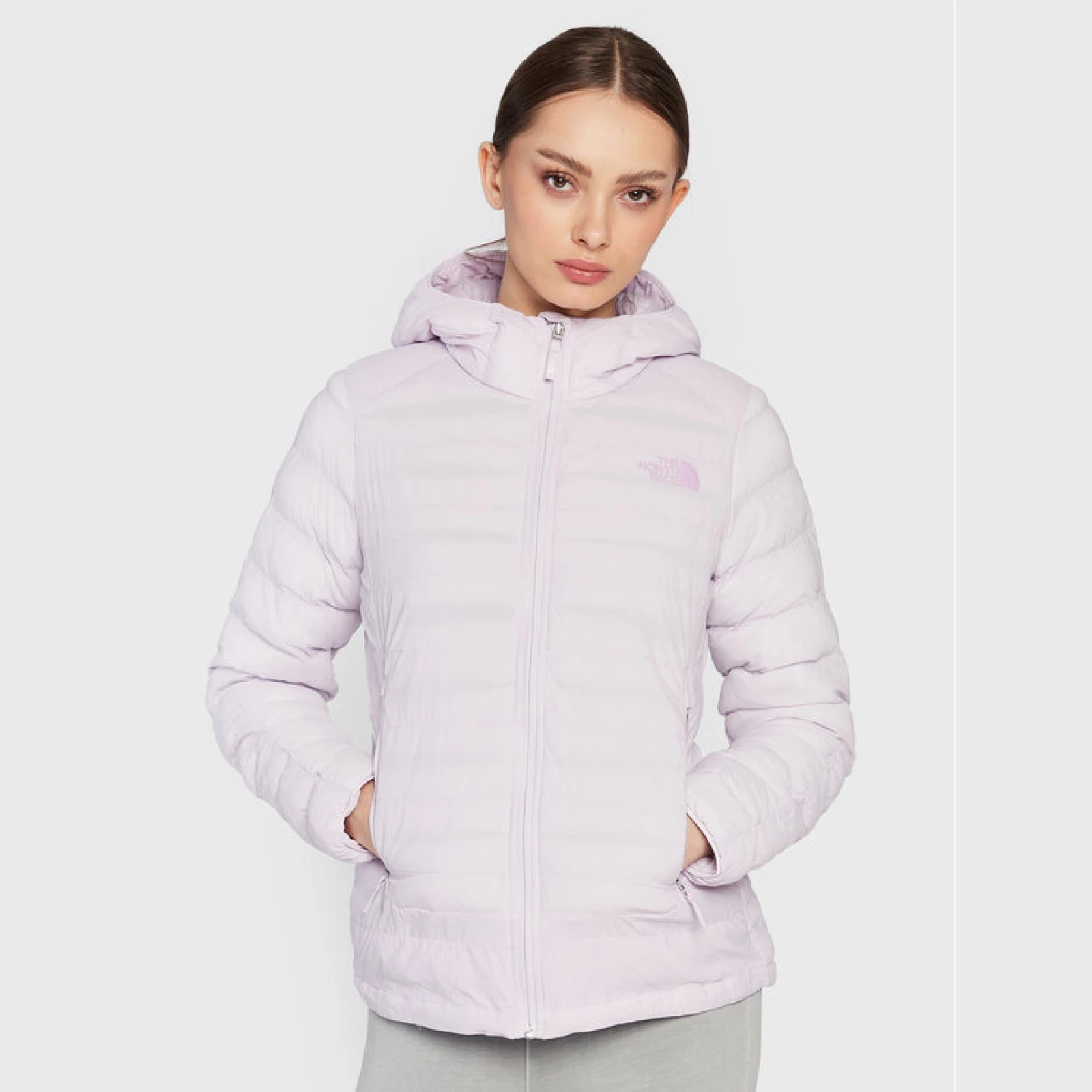 The North Face Prehodna jakna Thermoball NF0A7ULQ Vijolična Slim Fit · záber 2