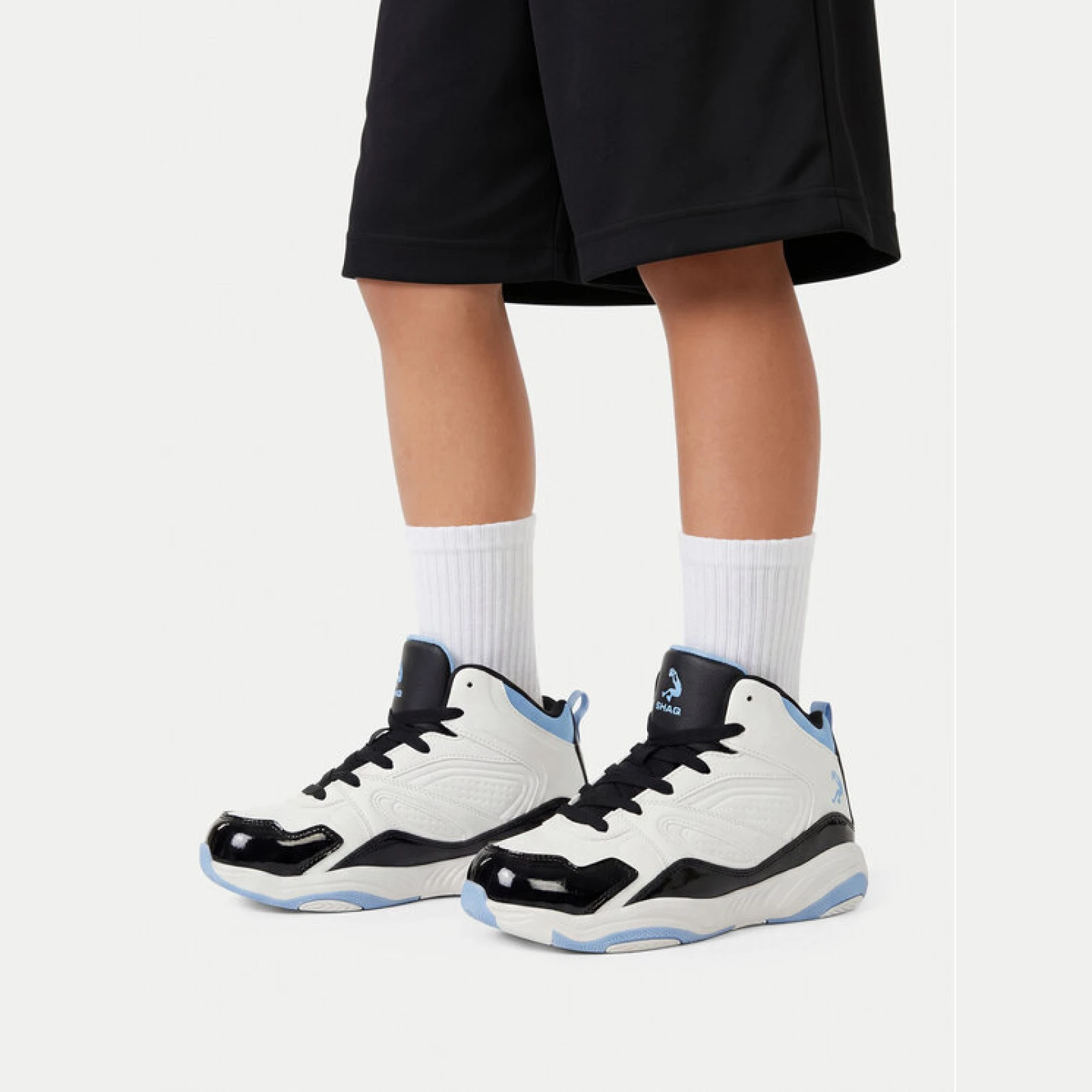 Čevlji za košarko SHAQ C-SHAQNOTIZE AQ95000B-WBL Bela - Velikost: 36 | Barva: biela | Starostna skupina: Odrasli | Spol: Otroški · záber 2