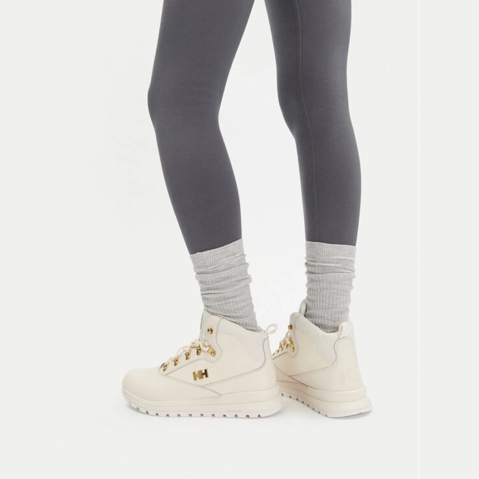 Helly Hansen Trekking čevlji Victoria 11818 Écru · záber 2