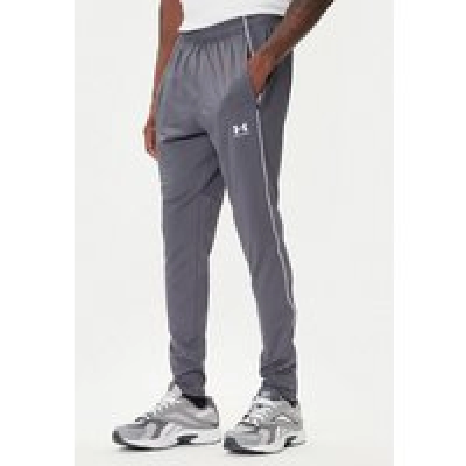 Under Armour Spodnji del trenirke Challenger Training 6004044 Siva Slim Fit · záber 1