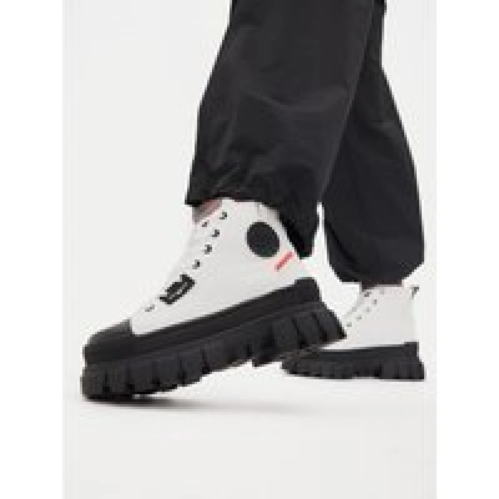 Pohodni čevlji Palladium Revolt Hi Tx 97242-116-M Bela · záber 1