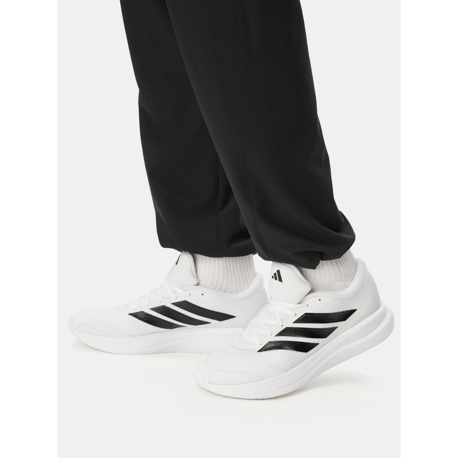 adidas Tekaški čevlji Runfalcon 6 Cloudfoam Running Shoes IH9526 Bela - Velikost: 44 ⅔ | Barva: biela | Starostna skupina: Odrasli | Spol: Moški · záber 2