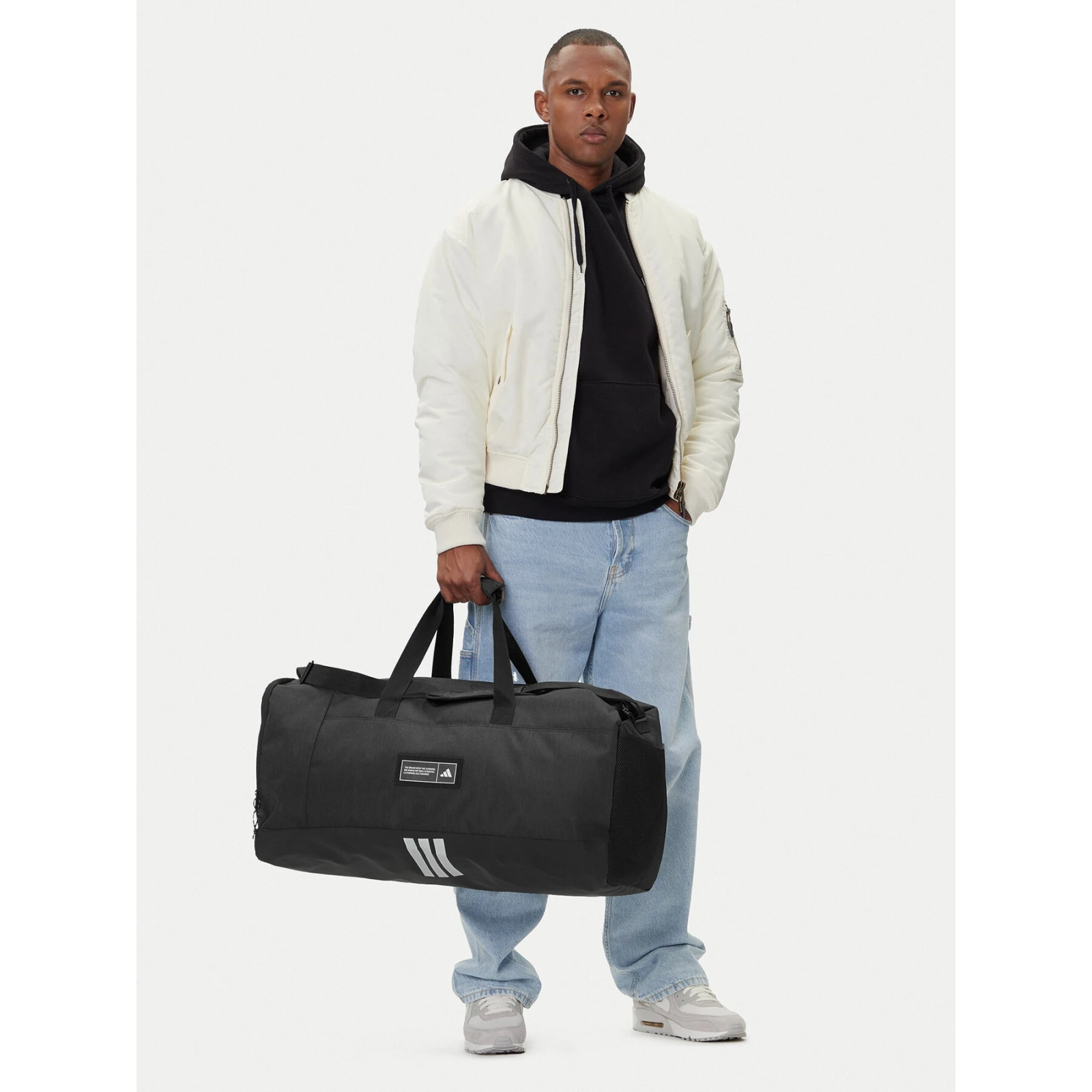 Torbica adidas 4ATHLTS Duffel Bag Large IM5522 Črna · záber 2