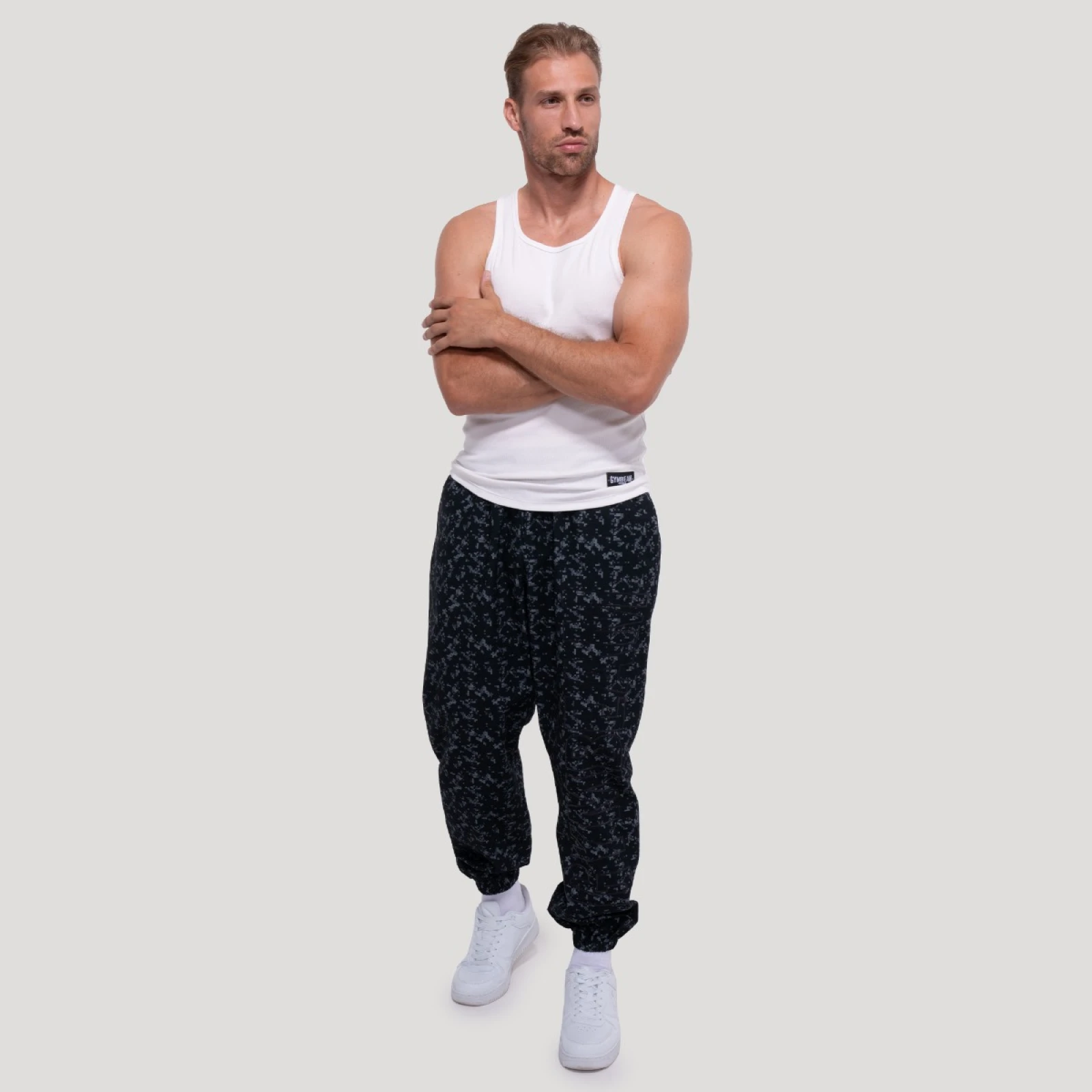 GymBeam Hlače Pumper Persistence Charcoal · záber 5