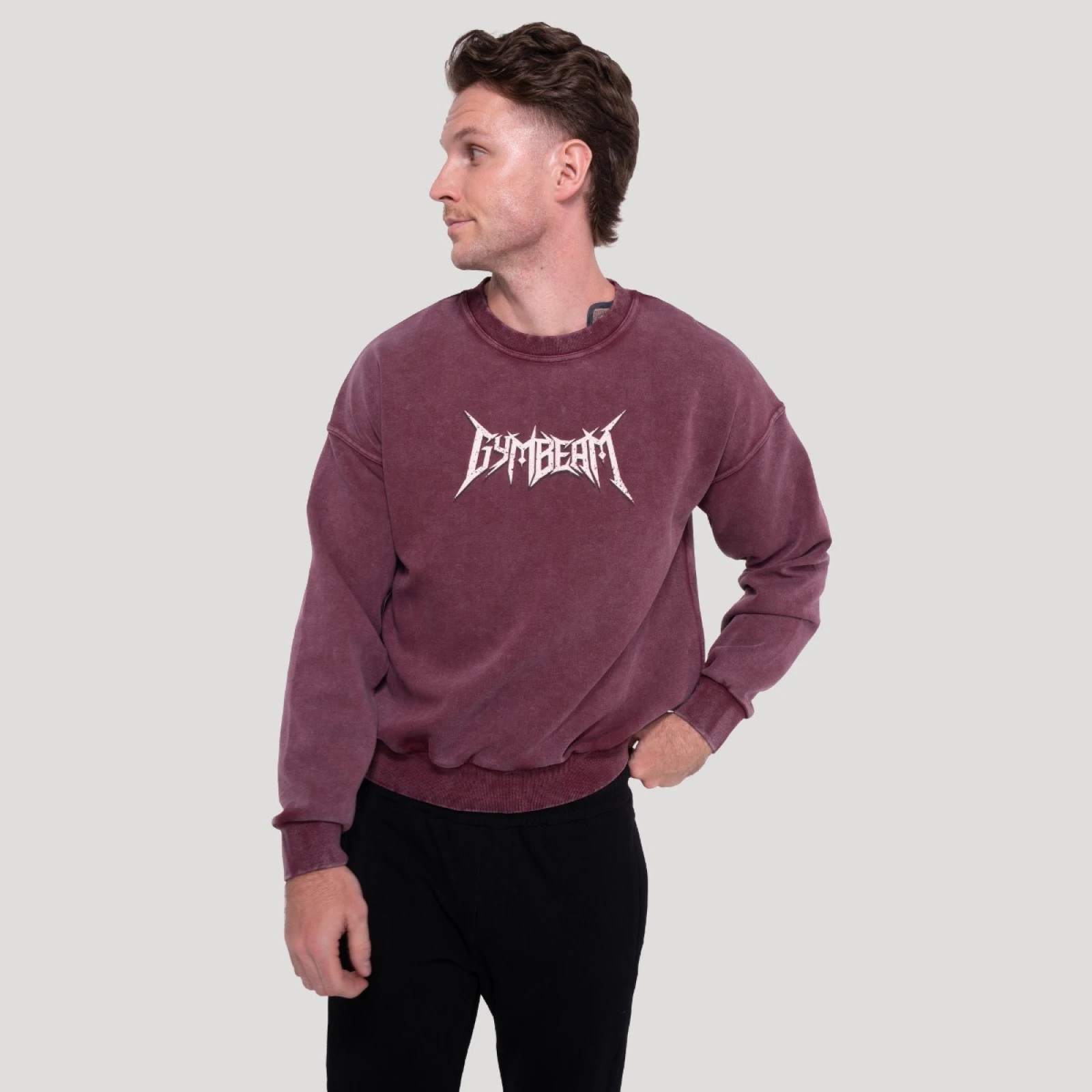 GymBeam Pulover Spike Burgundy - Barva: červená | Starostna skupina: Odrasli | Teža: 0,63 g | Pakiranje: 29 · záber 6