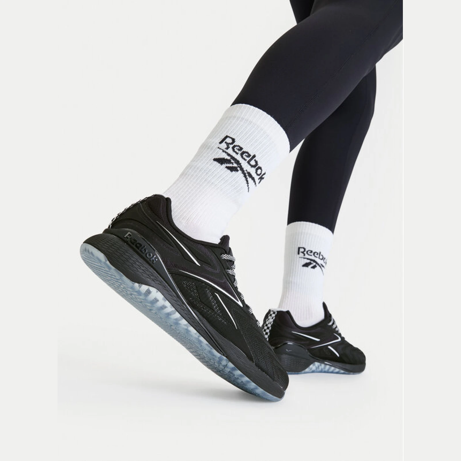 Čevlji za telovadbo Reebok EO-NANO X5 EDGE 100263993 Črna - Velikost: 40 | Barva: čierna | Starostna skupina: Odrasli | Spol: Ženski · záber 4