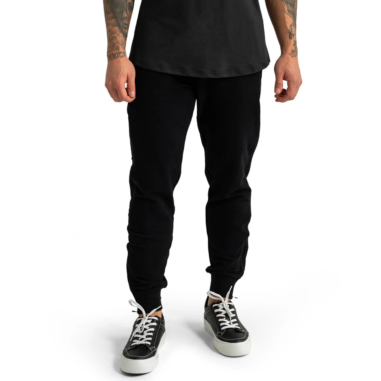 GymBeam Moška trenirka Limitless Black - Velikost: L | Barva: čierna | Starostna skupina: Odrasli | Teža: 0,59 g | Pakiranje: 34 · záber 6