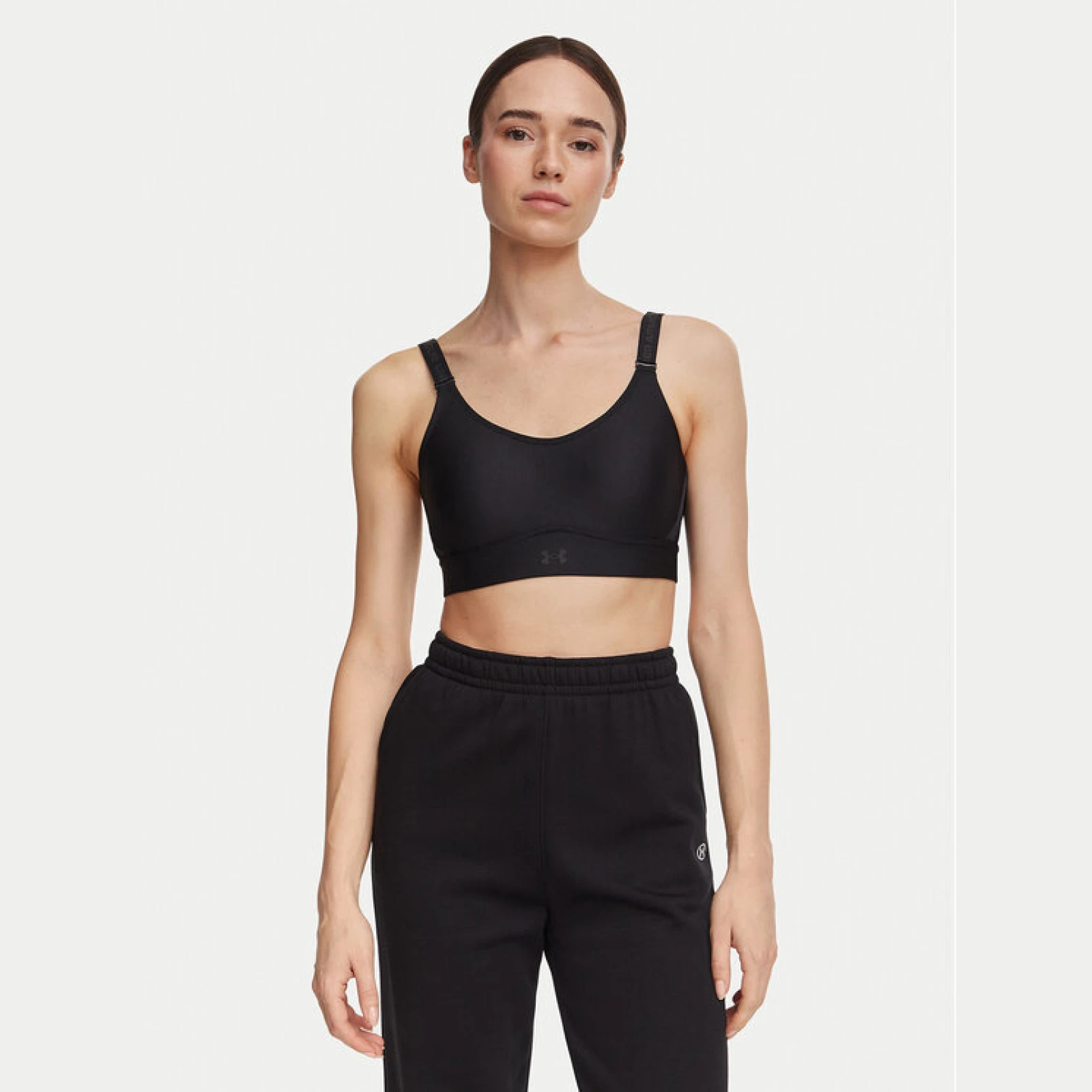 Under Armour Špotni nedrček Ua Infinity 2.0 1384123 Črna - Barva: čierna | Starostna skupina: Odrasli | Spol: Ženske · záber 2