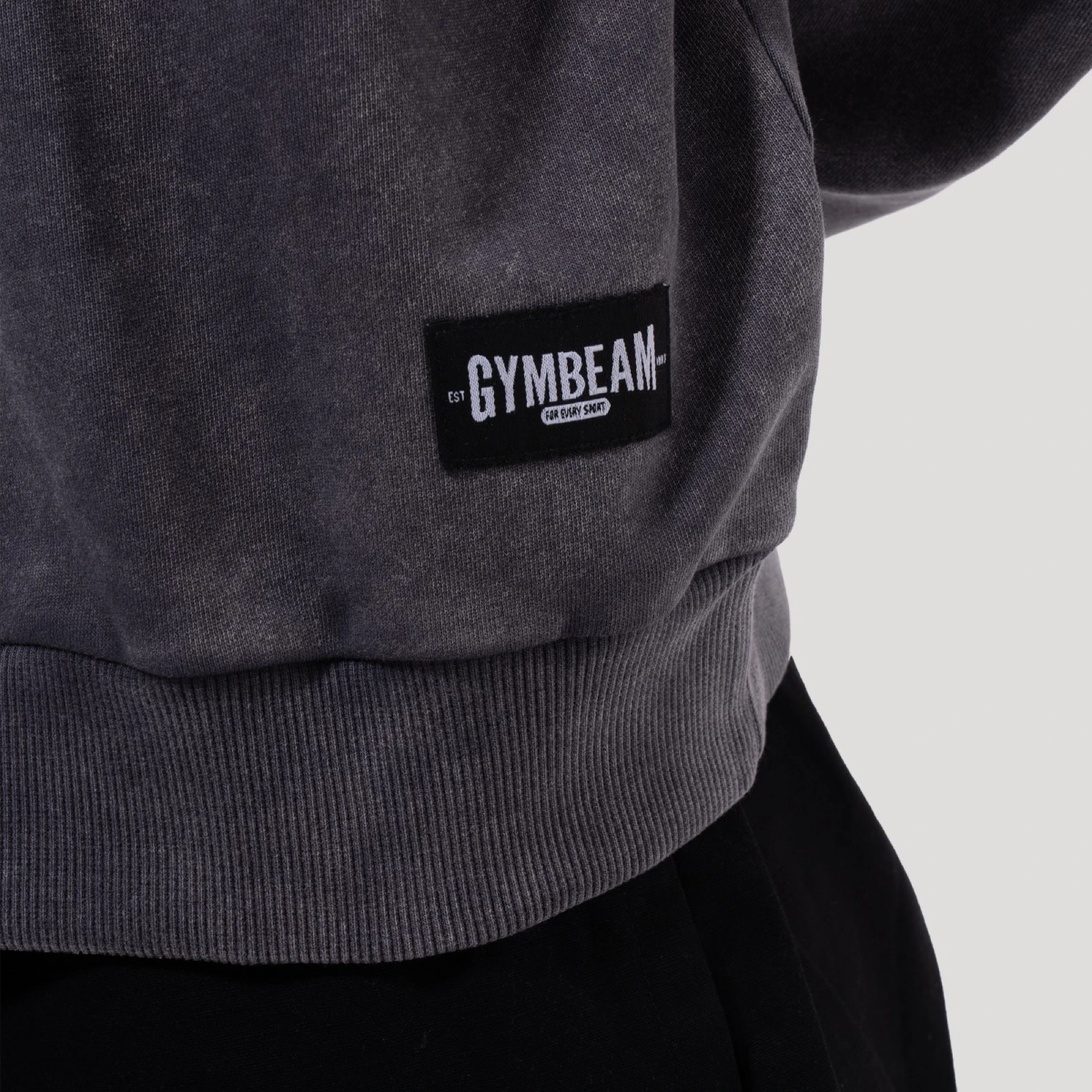 GymBeam Pulover Persistence Washed Gray · záber 3