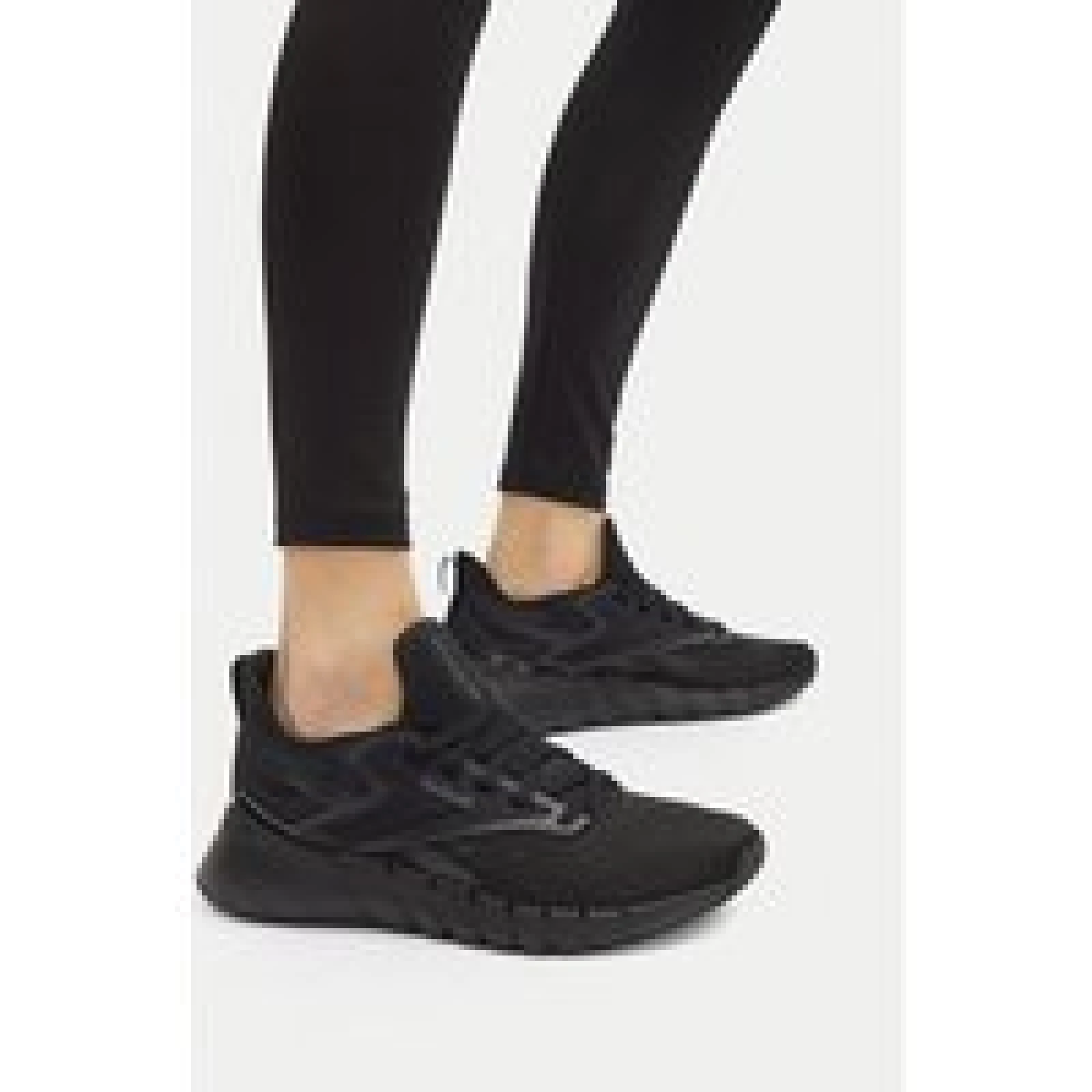 Reebok Čevlji za telovadbo NANO GYM 100220804 Črna - Velikost: 36 | Barva: čierna | Starostna skupina: Odrasli | Spol: Ženske · záber 1