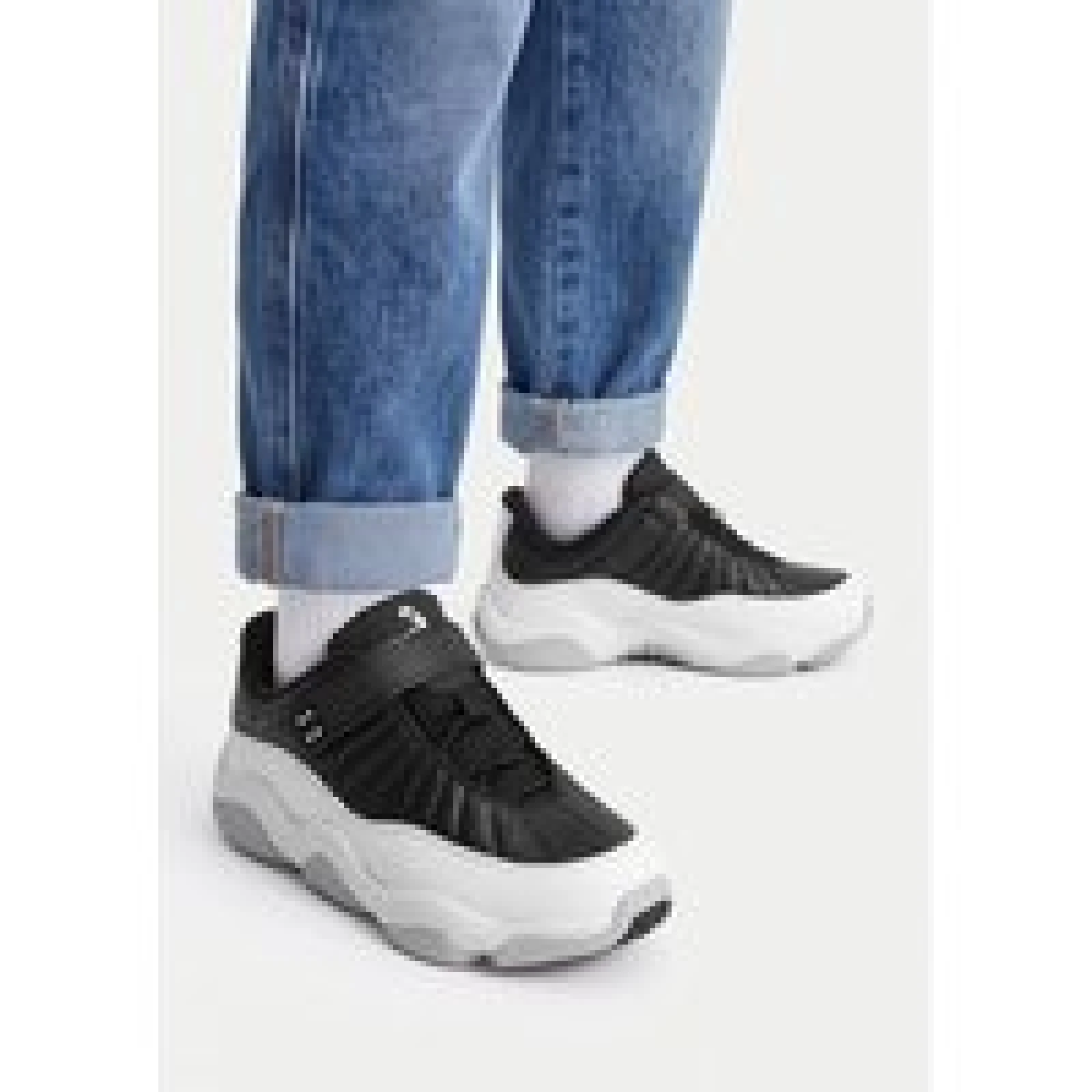 SHAQ Čevlji za košarko EO-NET LOW AQ95089Y-BW Črna · záber 1