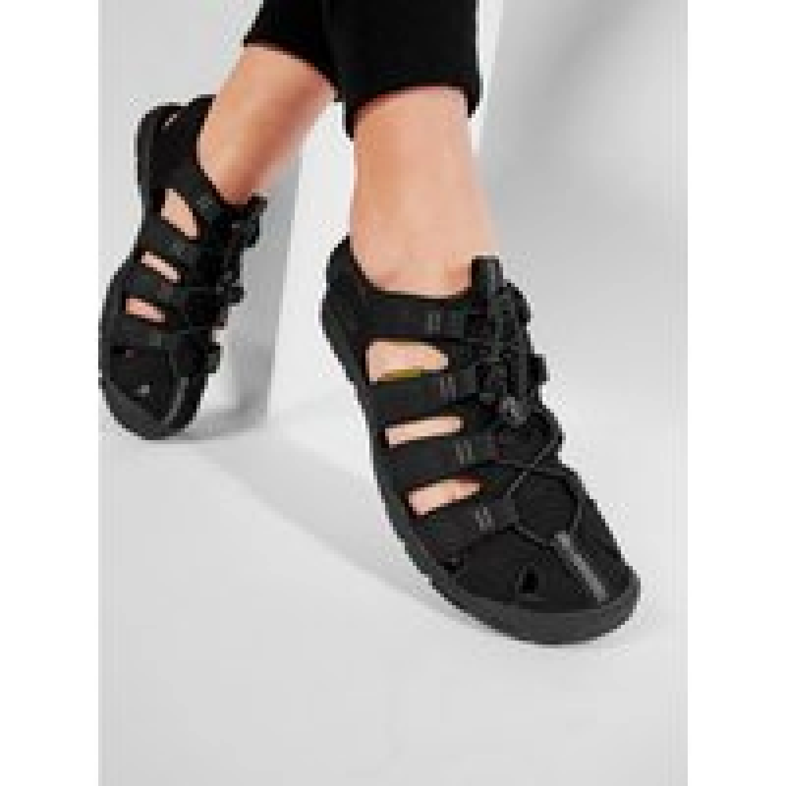 Sandali Keen Clearwater Cnx 1020662 Črna · záber 1