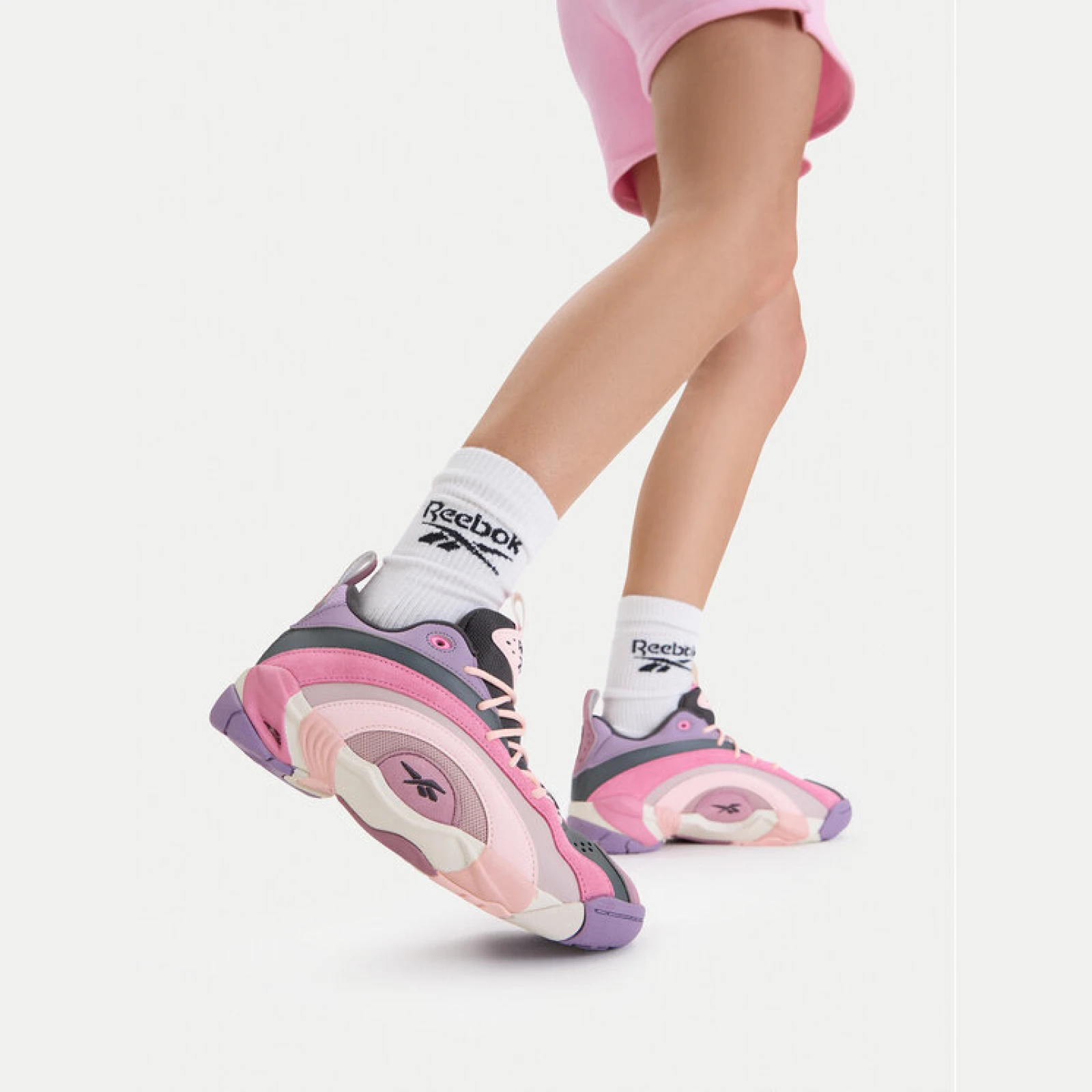 Reebok Čevlji za košarko EO-SHAQNOSIS LOW 100245140 Pisana · záber 2