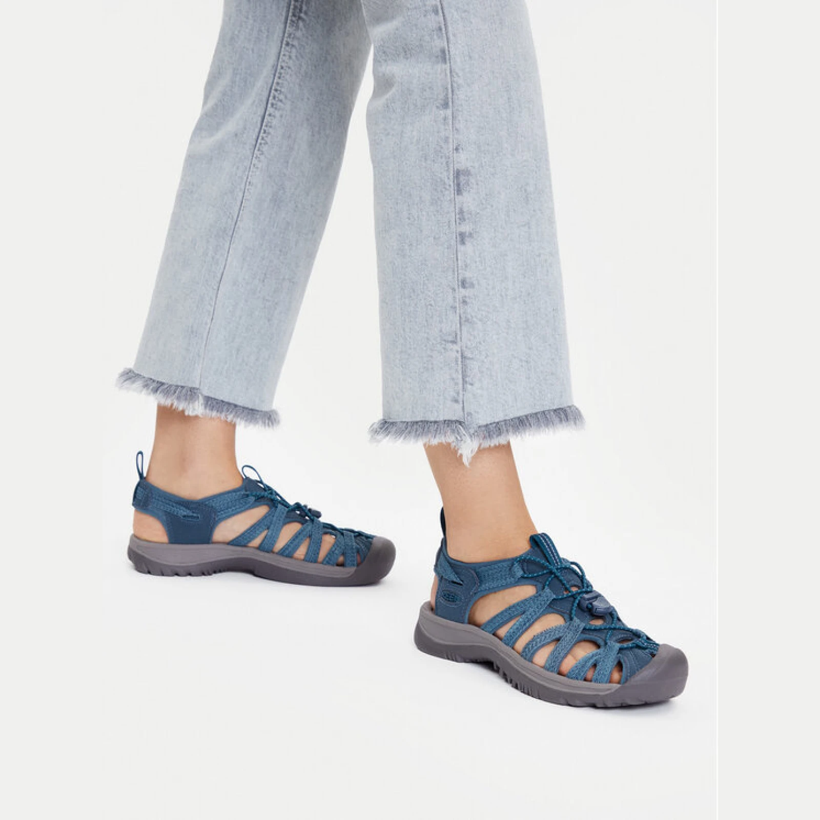 Keen Sandali Whisper 1022809 Modra · záber 2