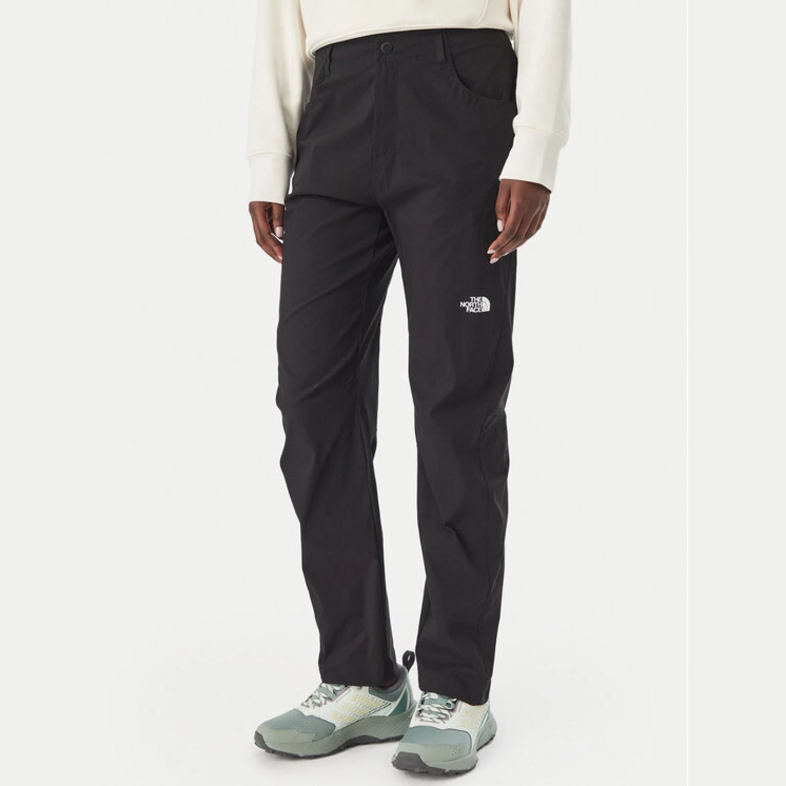 The North Face Pohodne hlače Exploration NF0A8EC9JK31 Črna Regular Fit · záber 2