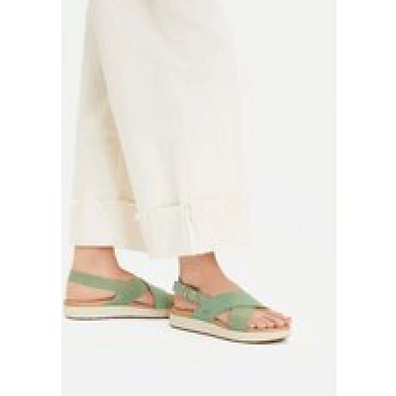 Keen Sandali Elle Luxe Cross Strap 1030525 Zelena · záber 1