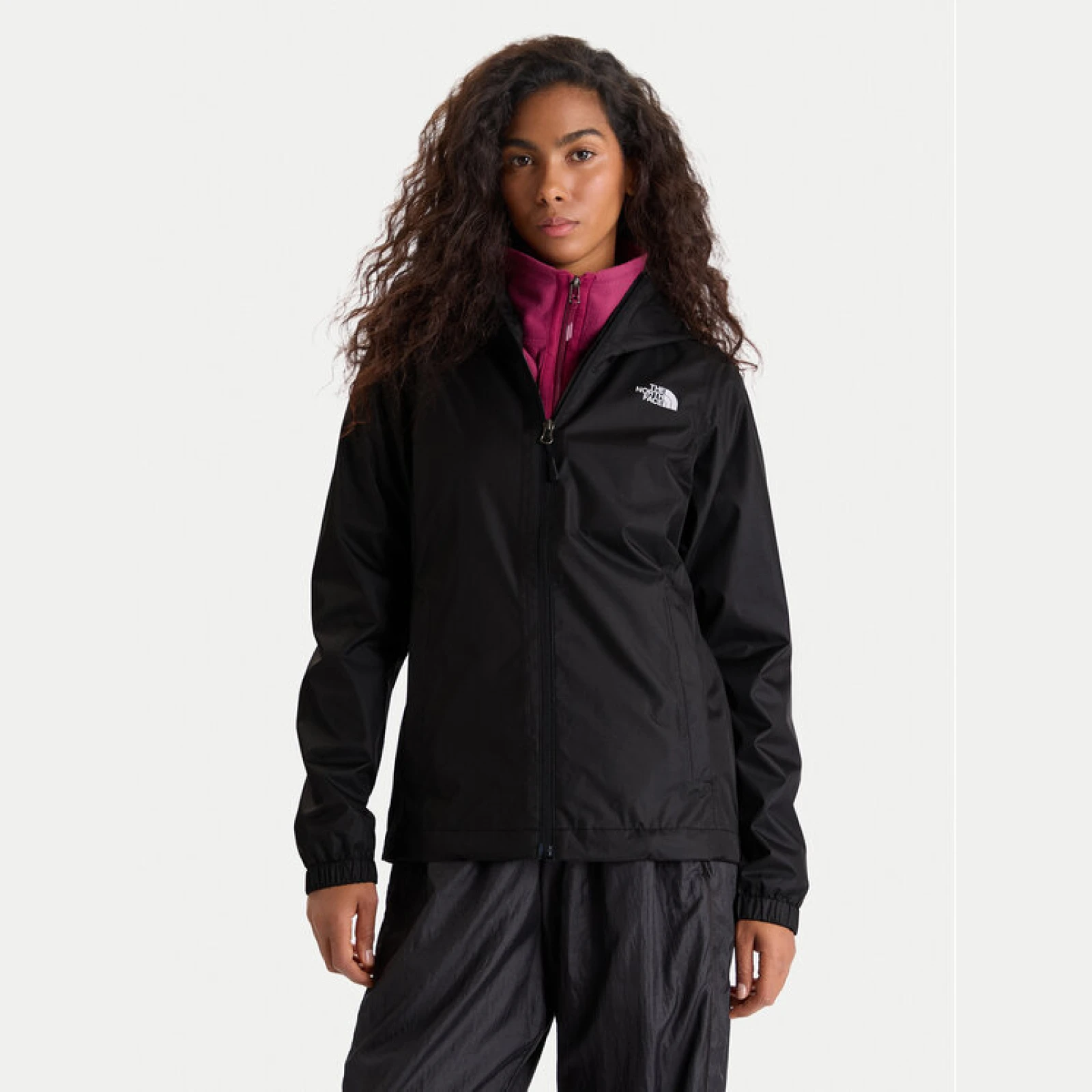The North Face Pohodna jakna Quest NF00A8BA Črna Regular Fit · záber 2