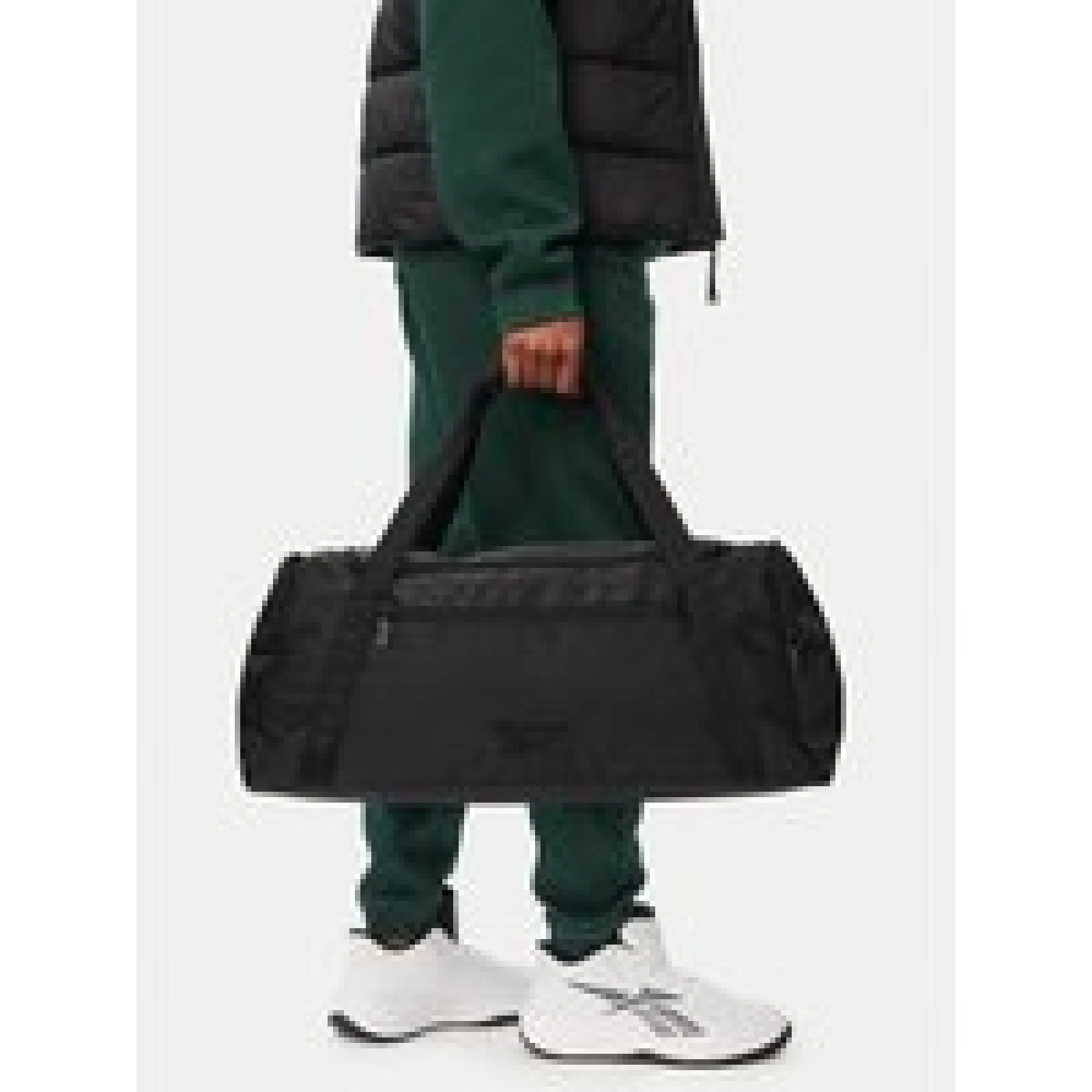 Športna torba Reebok CWBEO-RBK-B-009-10 Črna · záber 1